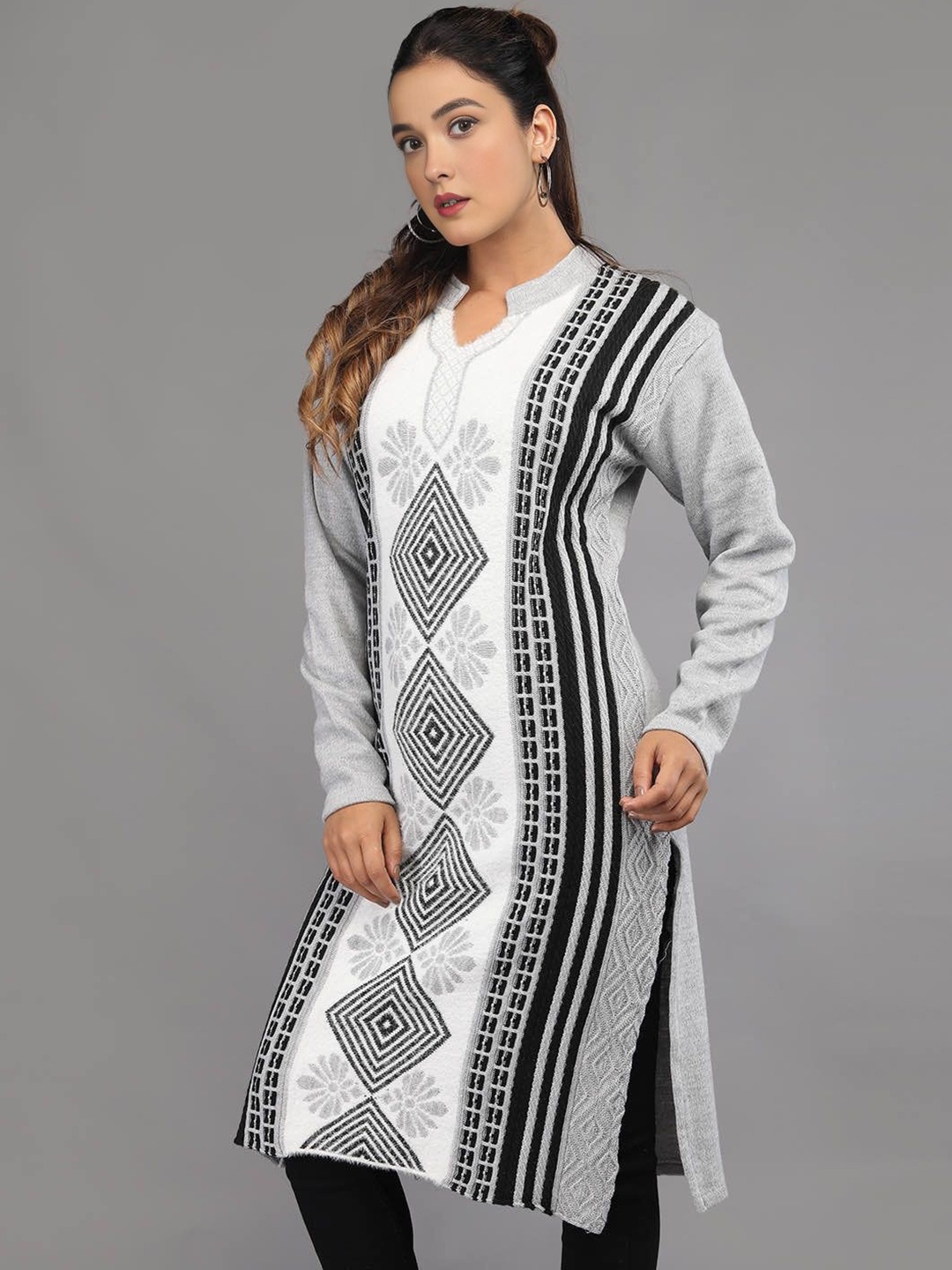 

TYSORT Geometric Woven Design Woollen Straight Kurta, Grey
