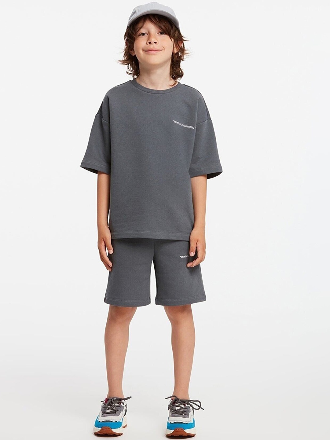 

GRIMELANGE Boys T-shirt with Shorts, Grey
