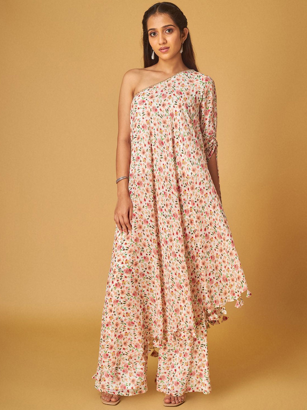 

Maisolos Floral Printed One Shoulder Tunic & Palazzo, White