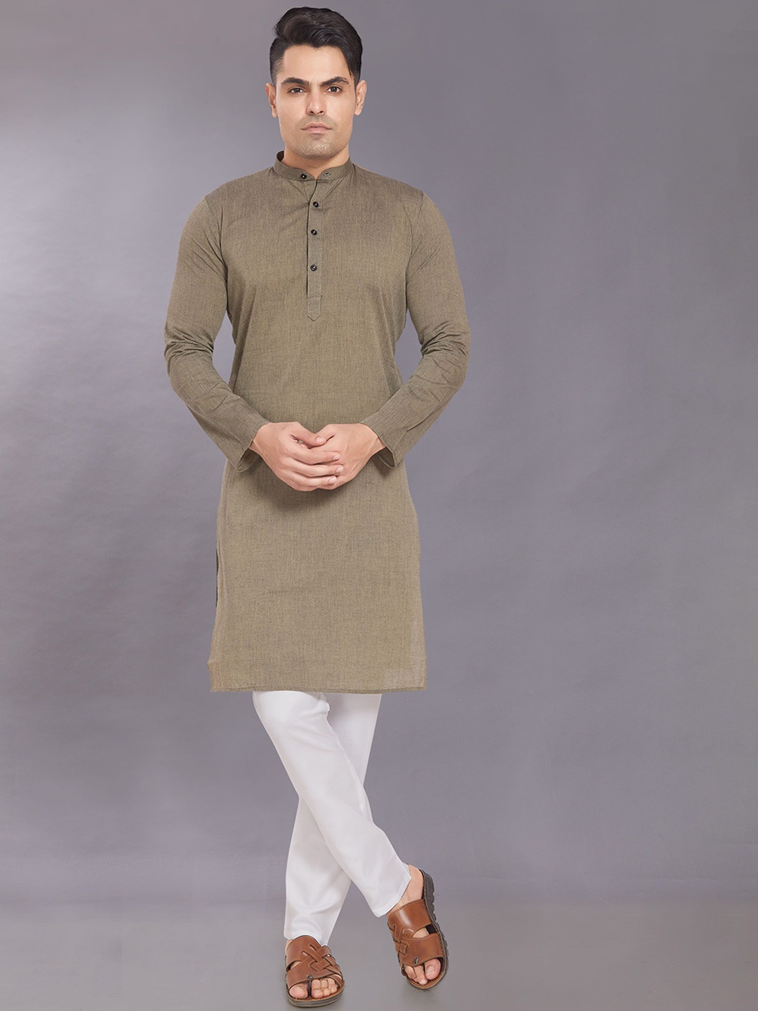 

DIVISIVE Mandarin Collar Pure Cotton Straight Kurta with Pyjamas, Olive