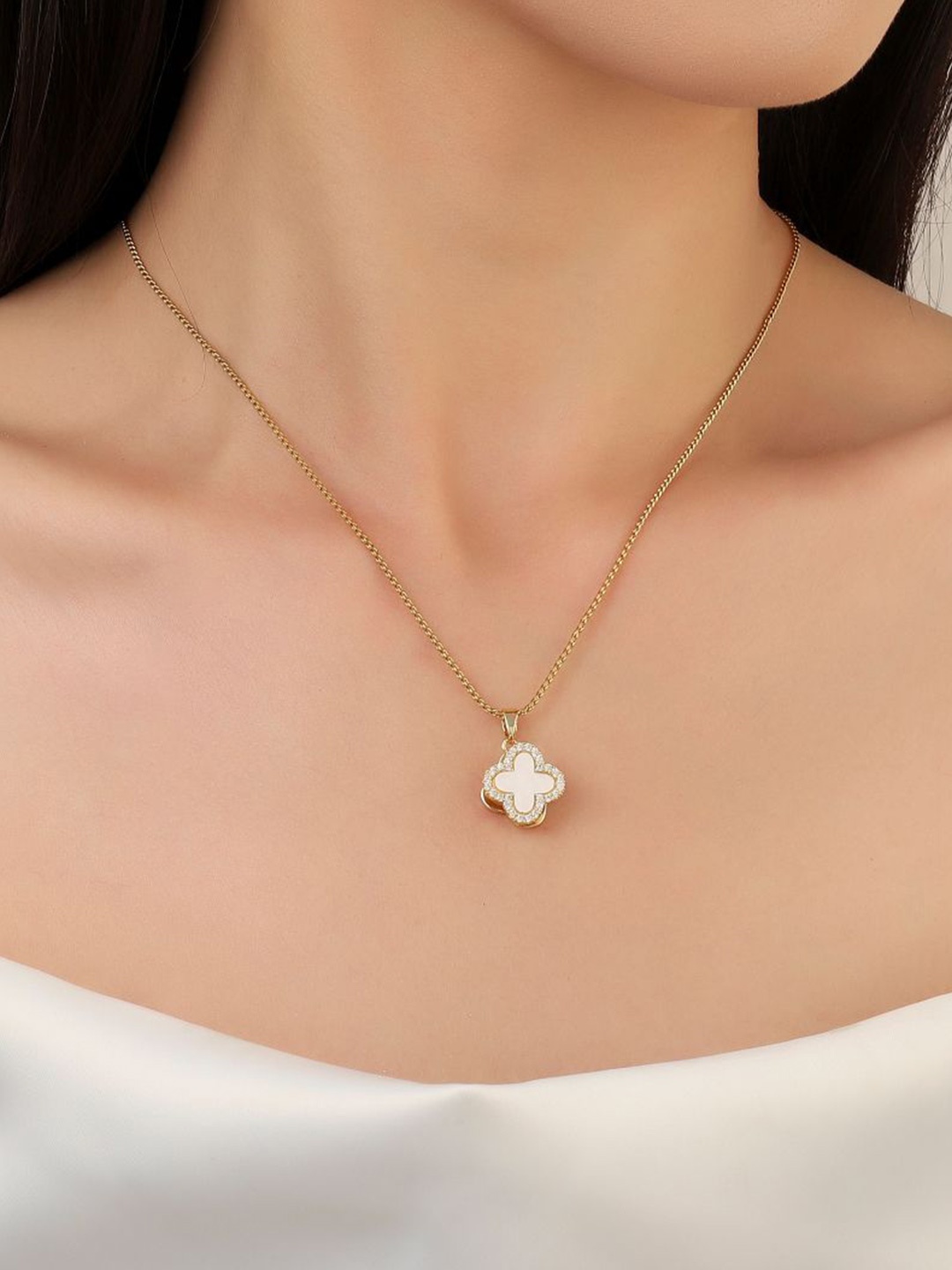 

SALTY Stones Studded Stainless Steel Pendant With Chain, Gold