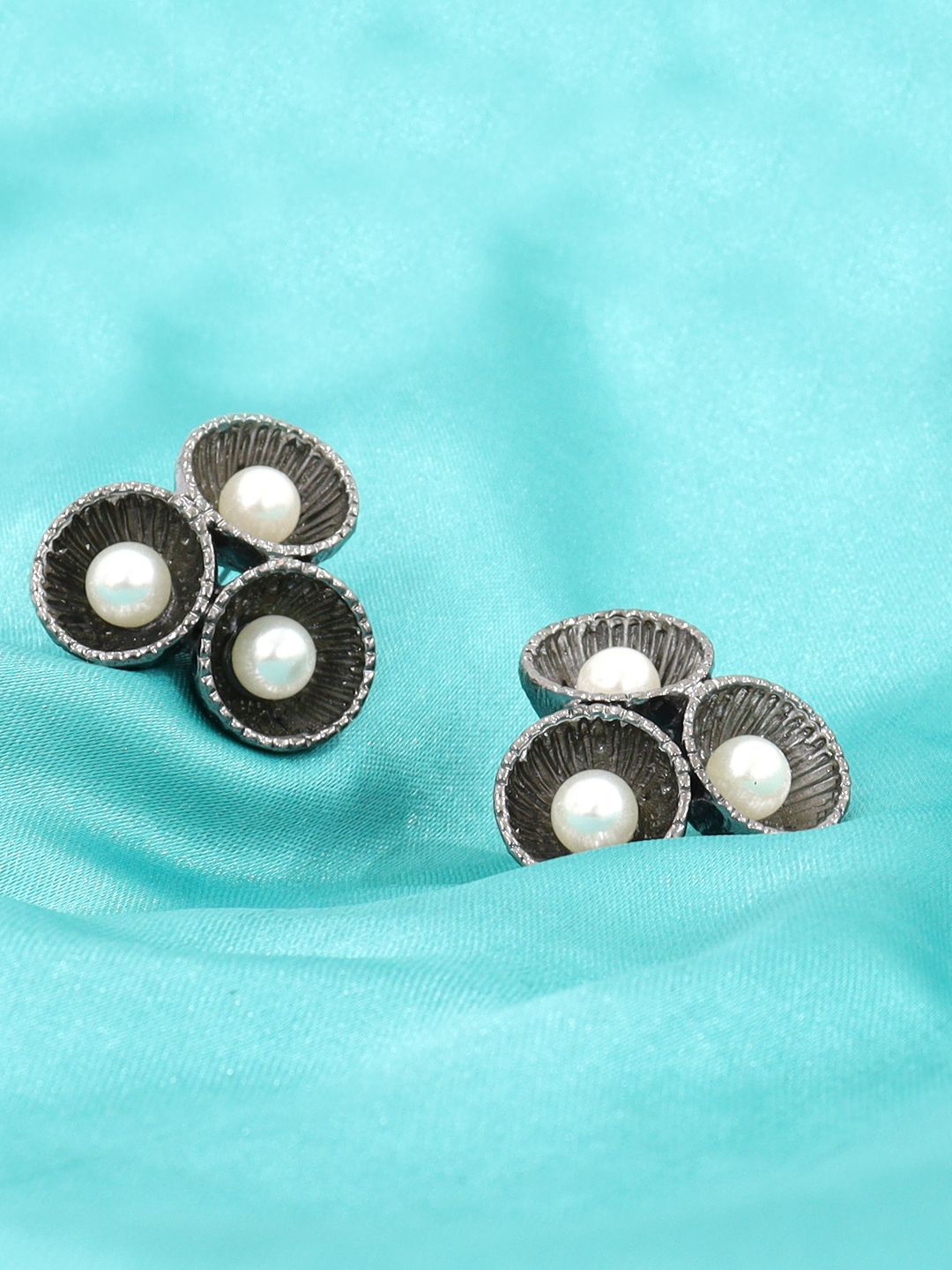 

VAGHBHATT Silver Plated Pearls Studded Triangular Studs Earrings