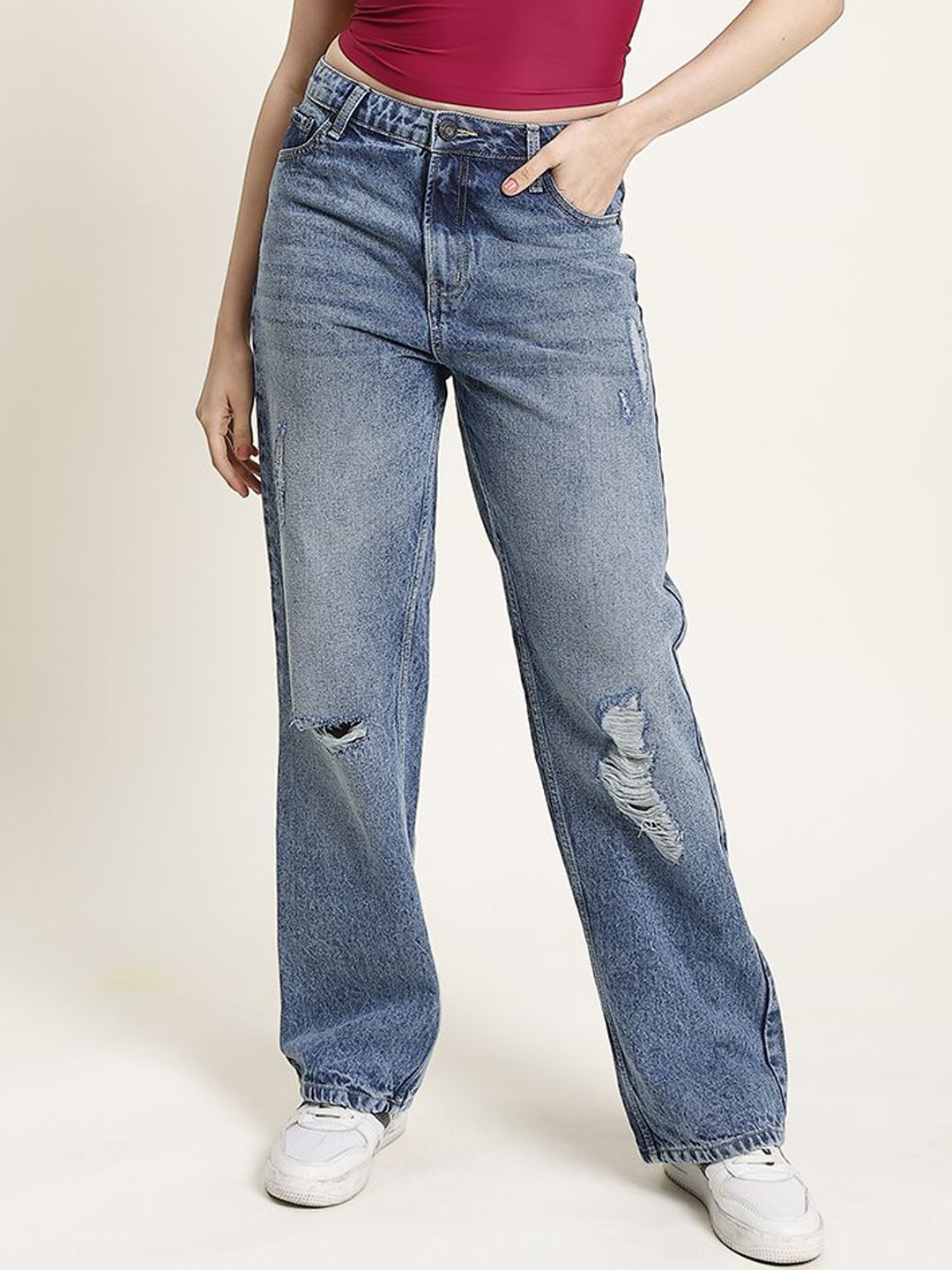 

Bene Kleed Women Classic Straight Fit Mildly Distressed Light Fade Jeans, Blue