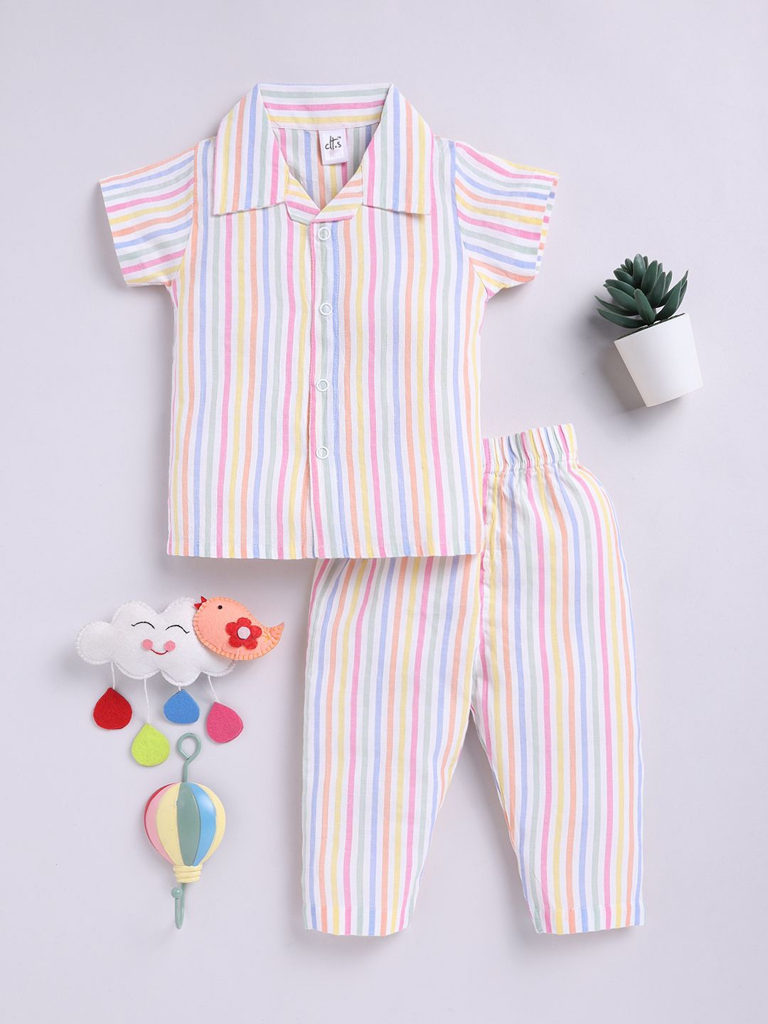 

Clt.s Unisex Kids Striped Night suit, Pink