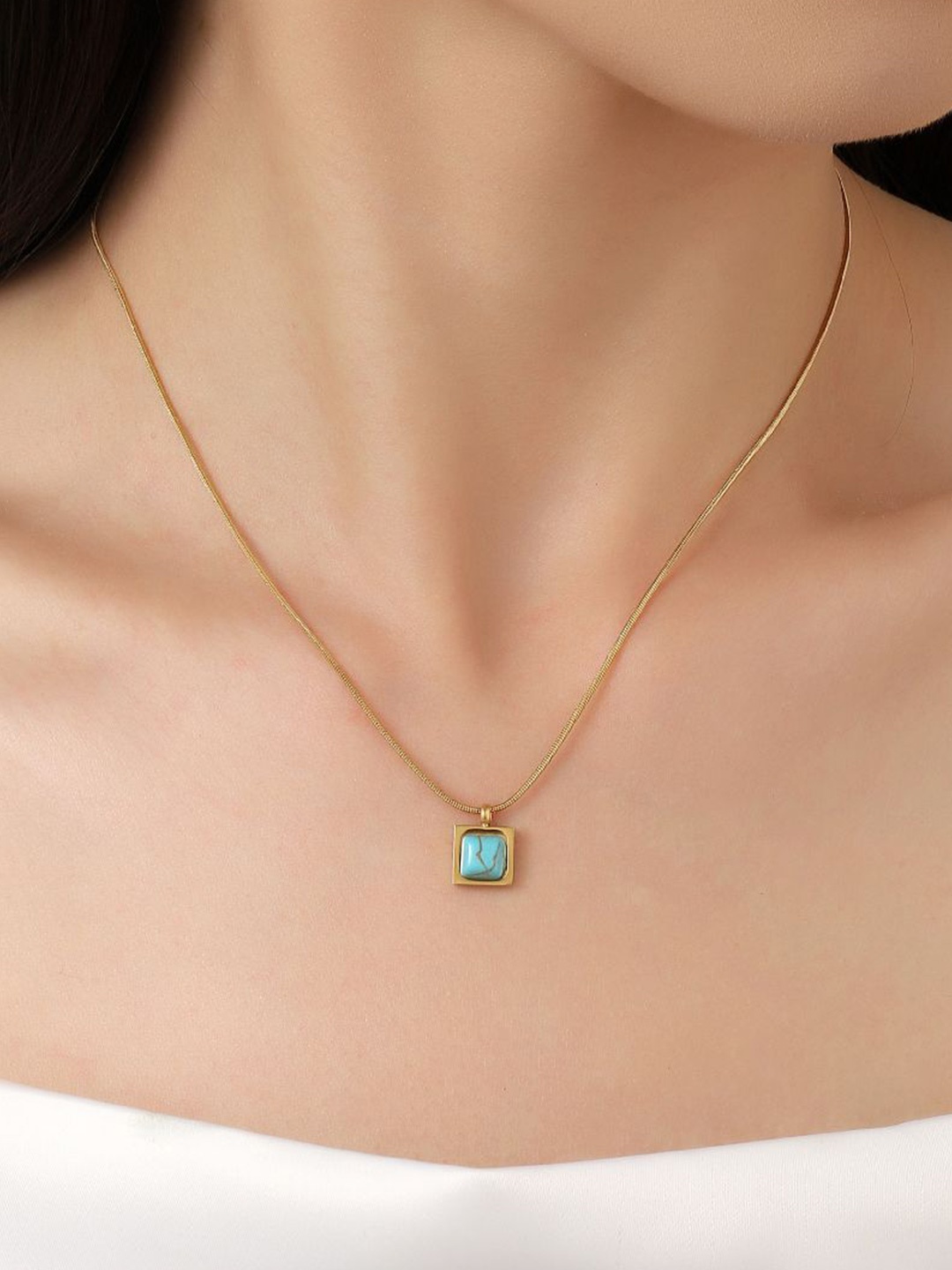 

SALTY Stainless Steel Sapphire Square Charm Chain, Gold