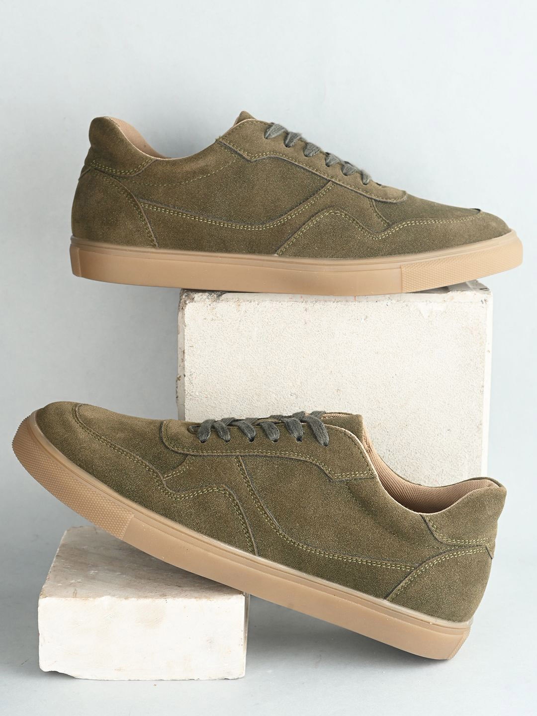 

The Roadster Lifestyle Co Men Laced Up Memory Foam Casual Shoes, Olive