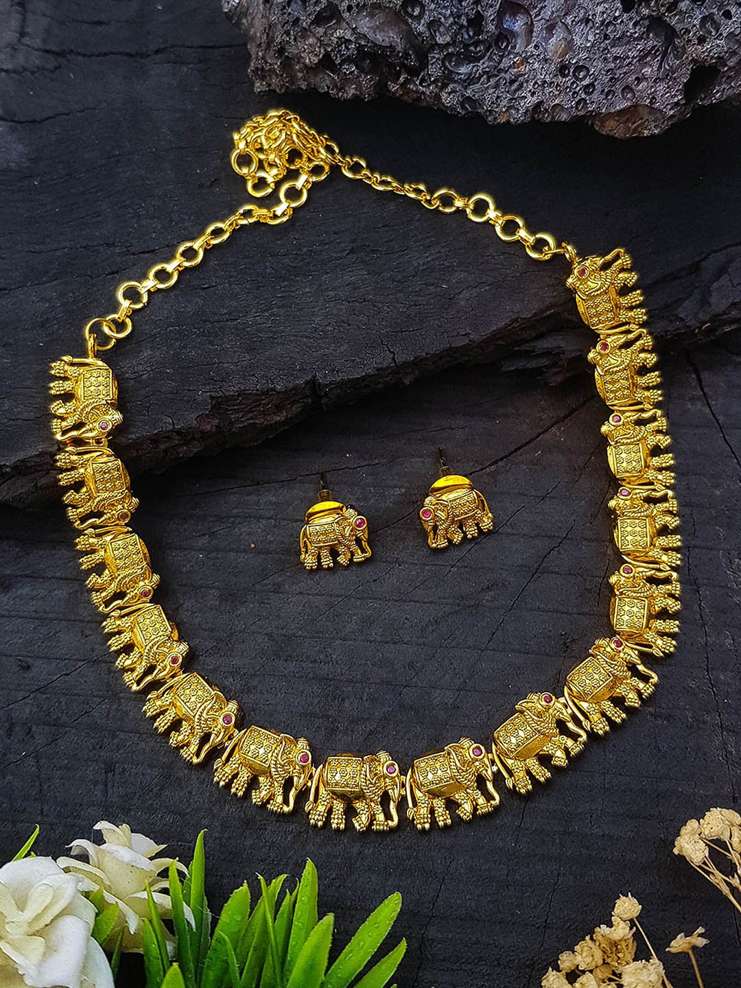 

GRIIHAM Gold-Plated AD Studded Necklace and Earrings