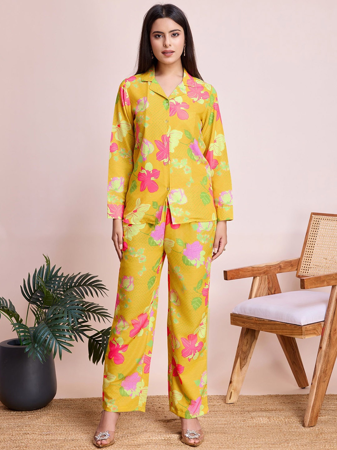 

Divyadham Textiles Floral Printed Shirt With Trouser, Yellow