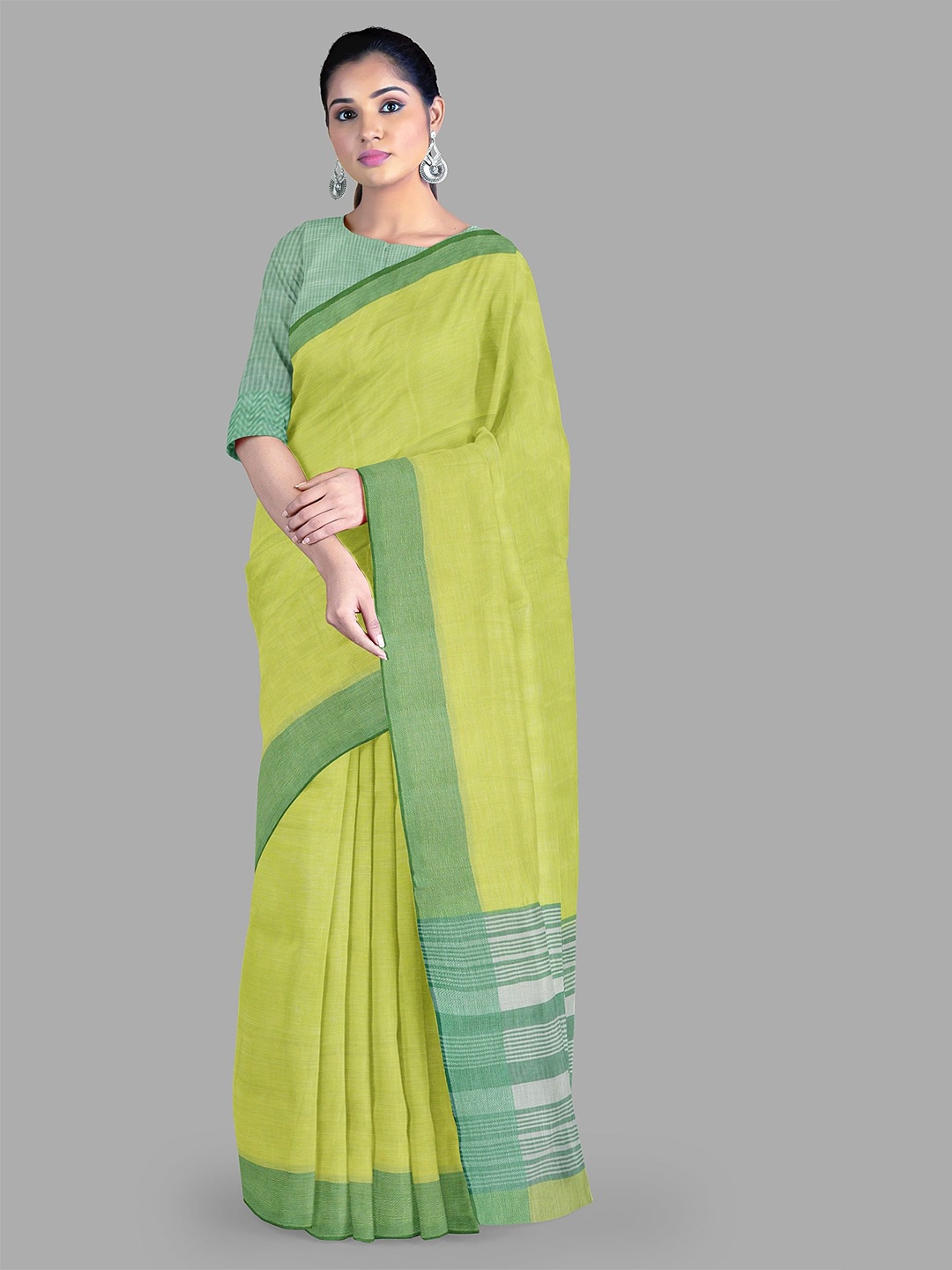 

The Chennai Silks Pure Cotton Gadwal Saree, Lime green