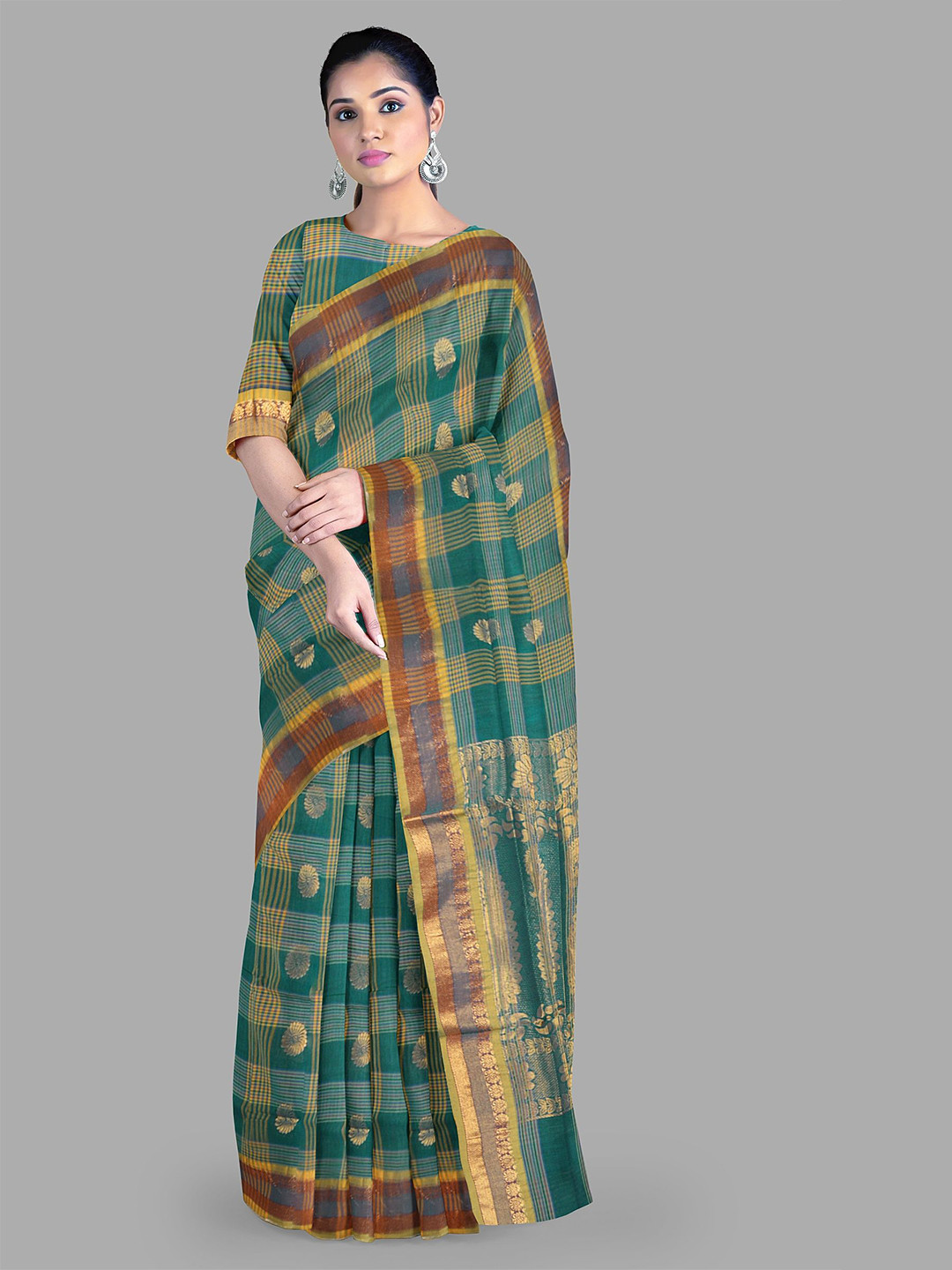 

The Chennai Silks Woven Design Checked Zari Saree, Green