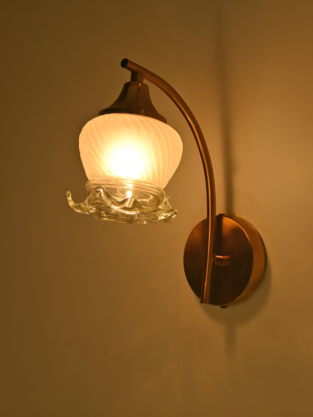 

Afast Gold-Toned & White Textured Glass Bell Shaped Wall Lamp