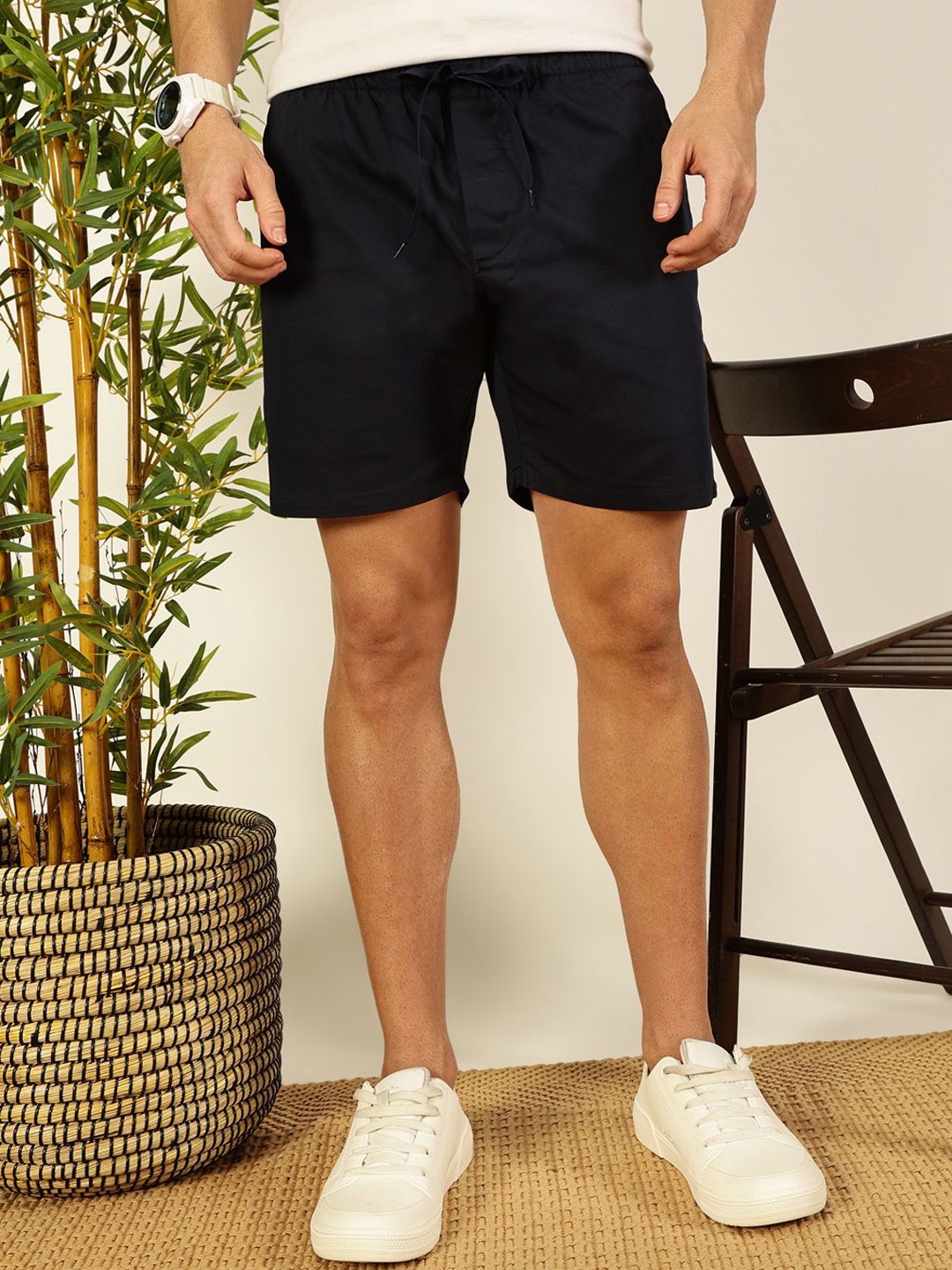 

Thomas Scott Men Mid-Rise Pure Cotton Shorts, Navy blue