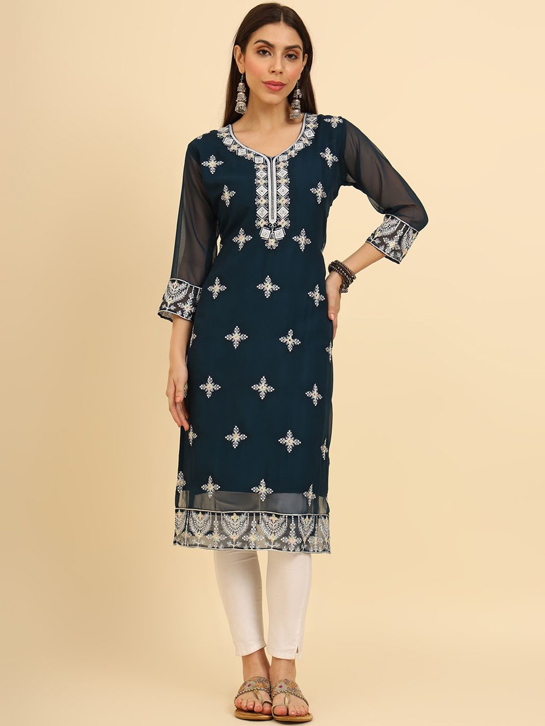 

VAIRAGEE Women Geometric Embroidered Flared Sleeves Gotta Patti Georgette Anarkali Kurta, Teal