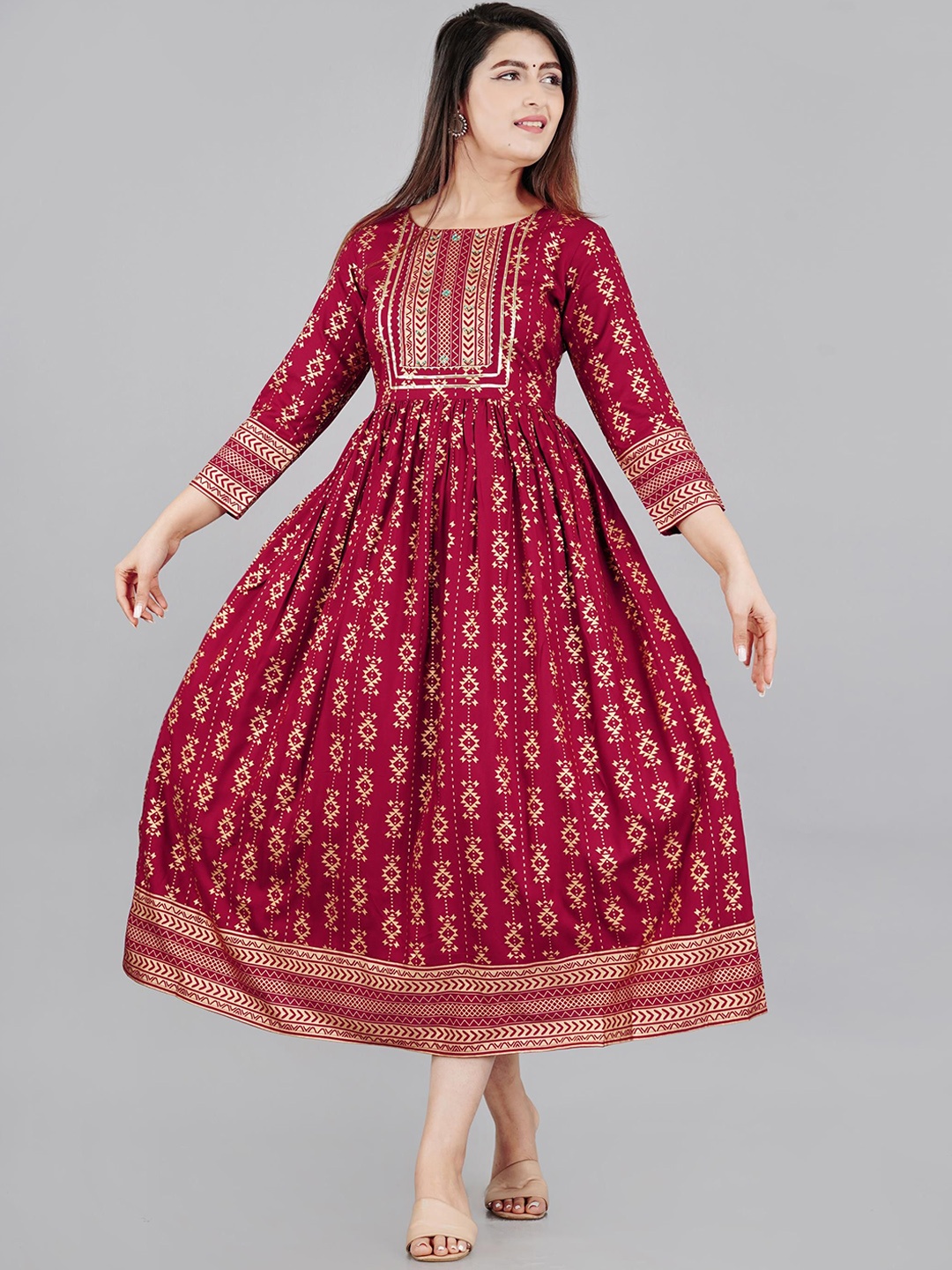 

Mintmarie Women Ethnic Motifs Striped Gotta Patti Anarkali Kurta, Maroon