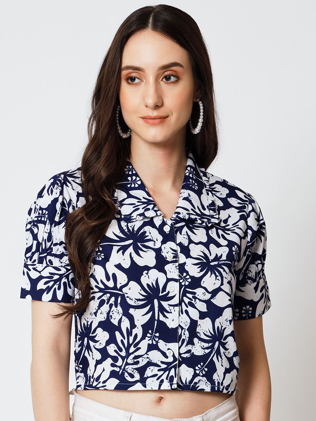 

Yaadleen Women Floral Printed Shirt Collar Polycotton Top, Navy blue