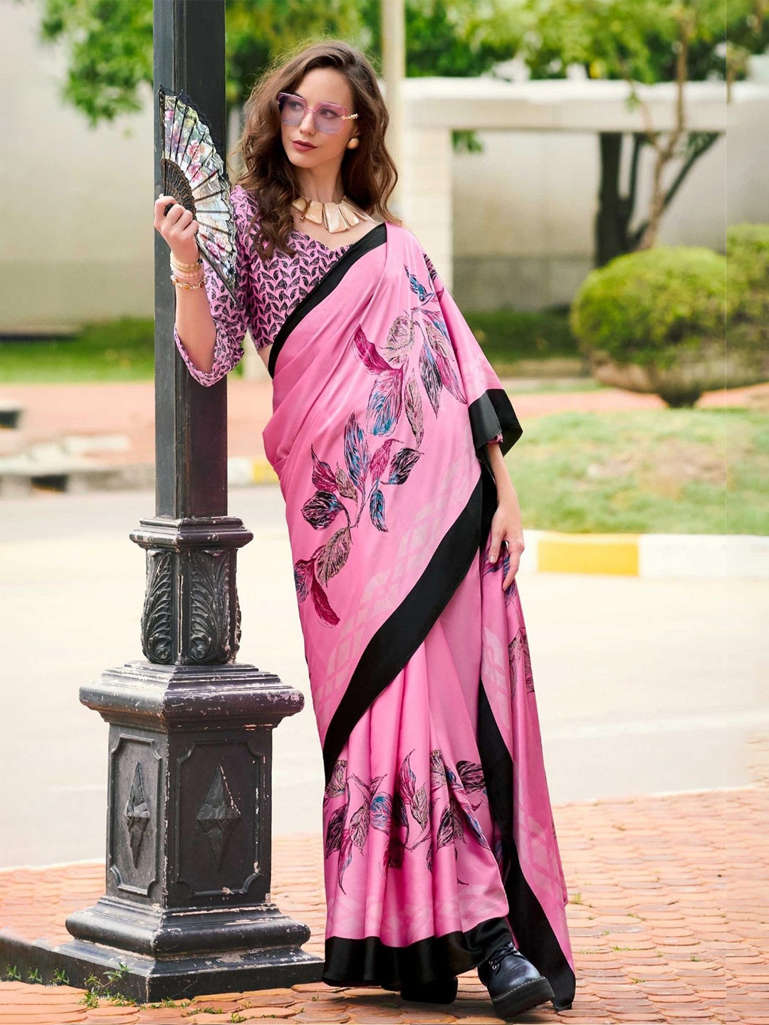 

MySilkLove Floral Satin Designer Saree, Pink