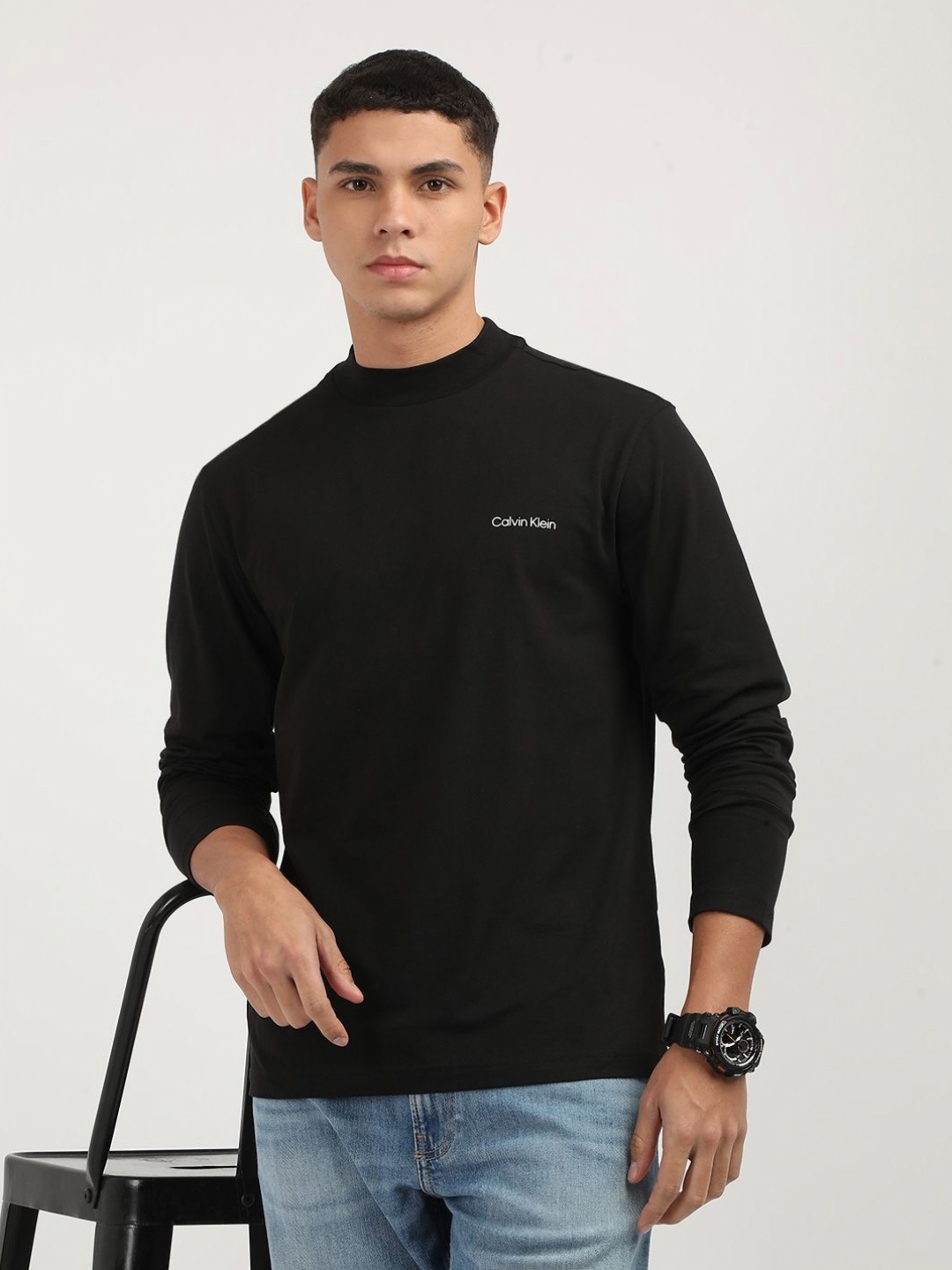 

Calvin Klein Jeans Men High Neck Extended Sleeves T-shirt, Black