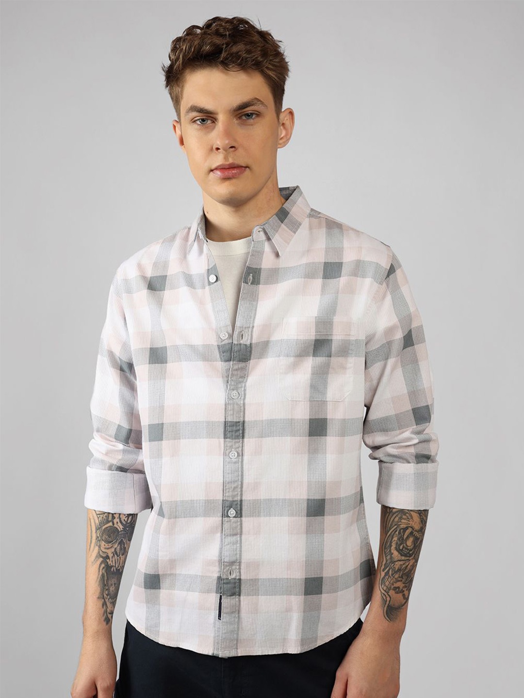 

Dennis Lingo Men Button-Down Collar Tartan Checked Cotton Casual Shirt, Pink