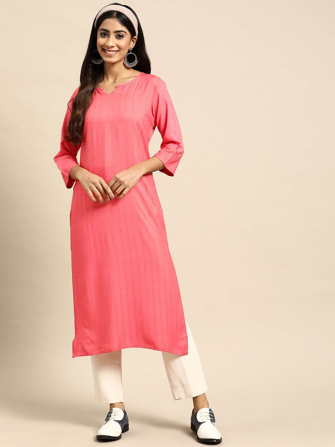 

Anouk Women Embellished Keyhole Neck Cold-Shoulder Sleeves Thread Work Kurta, Rust
