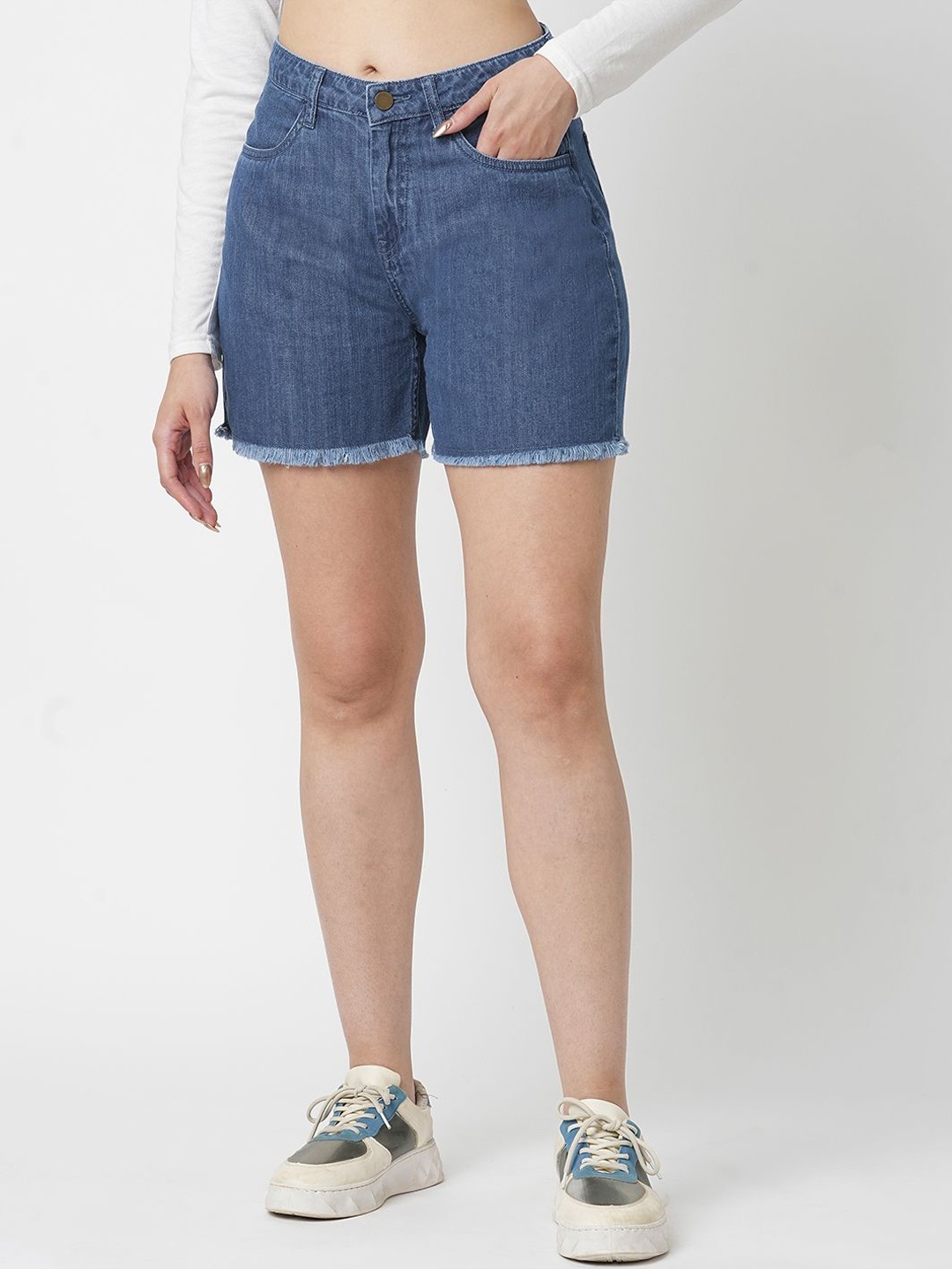 

Mast & Harbour Women Denim Shorts, Na