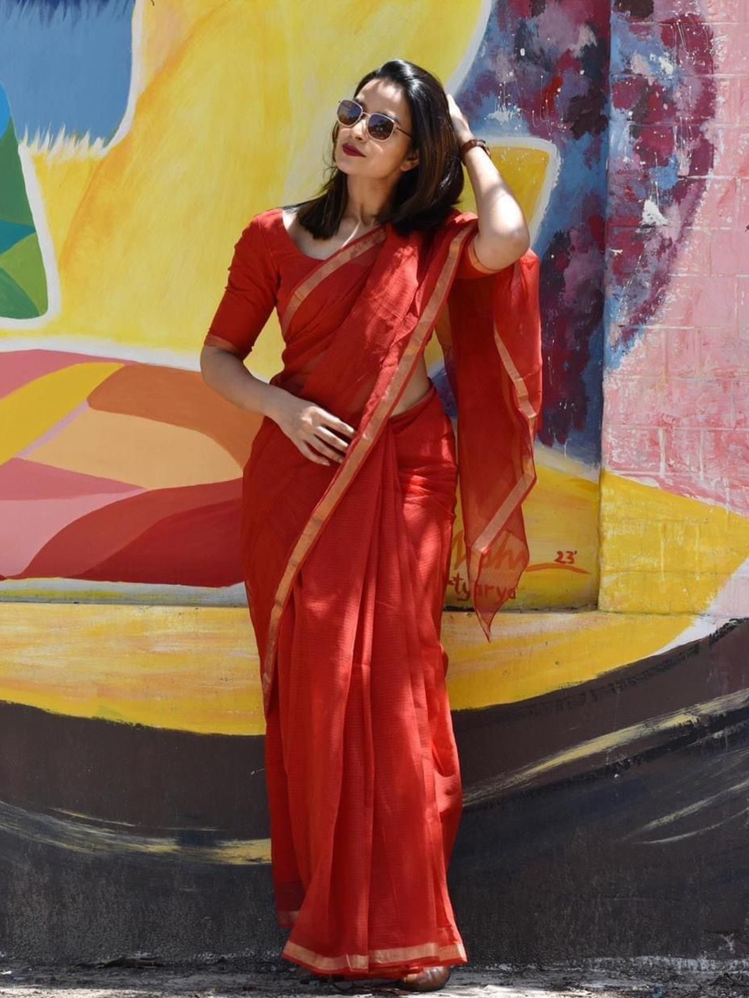 

INDIA SILK PWCS LTD Zari Bhagalpuri Saree, Red