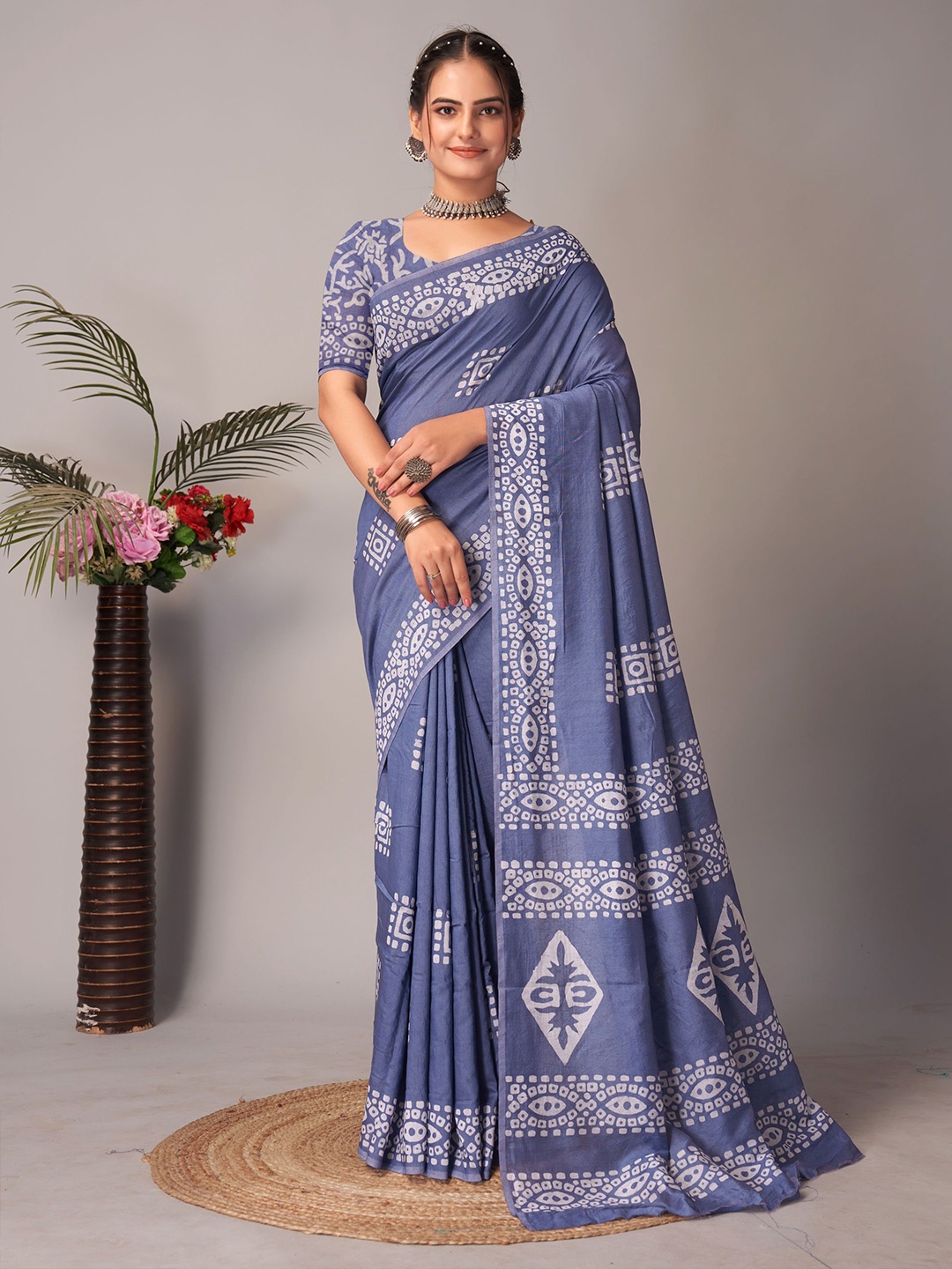 

DIVASTRI Batik Zari Pure Cotton Jamdani Saree, Blue