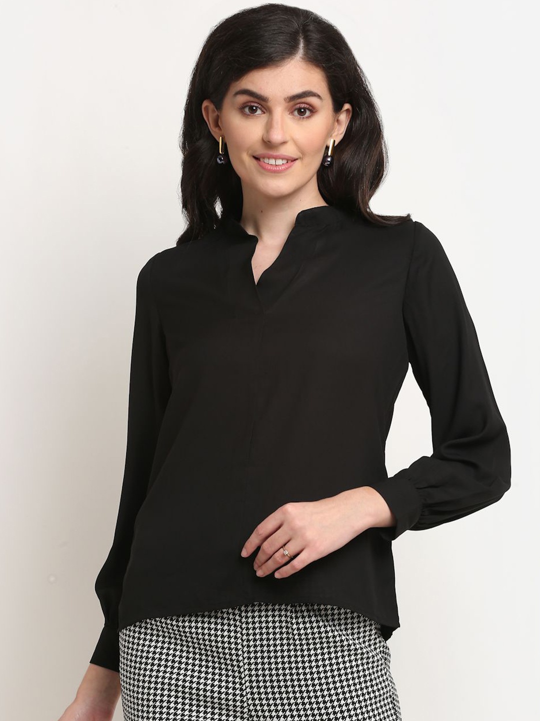 

La Zoire Women Solid Mandarin Collar Top, Black