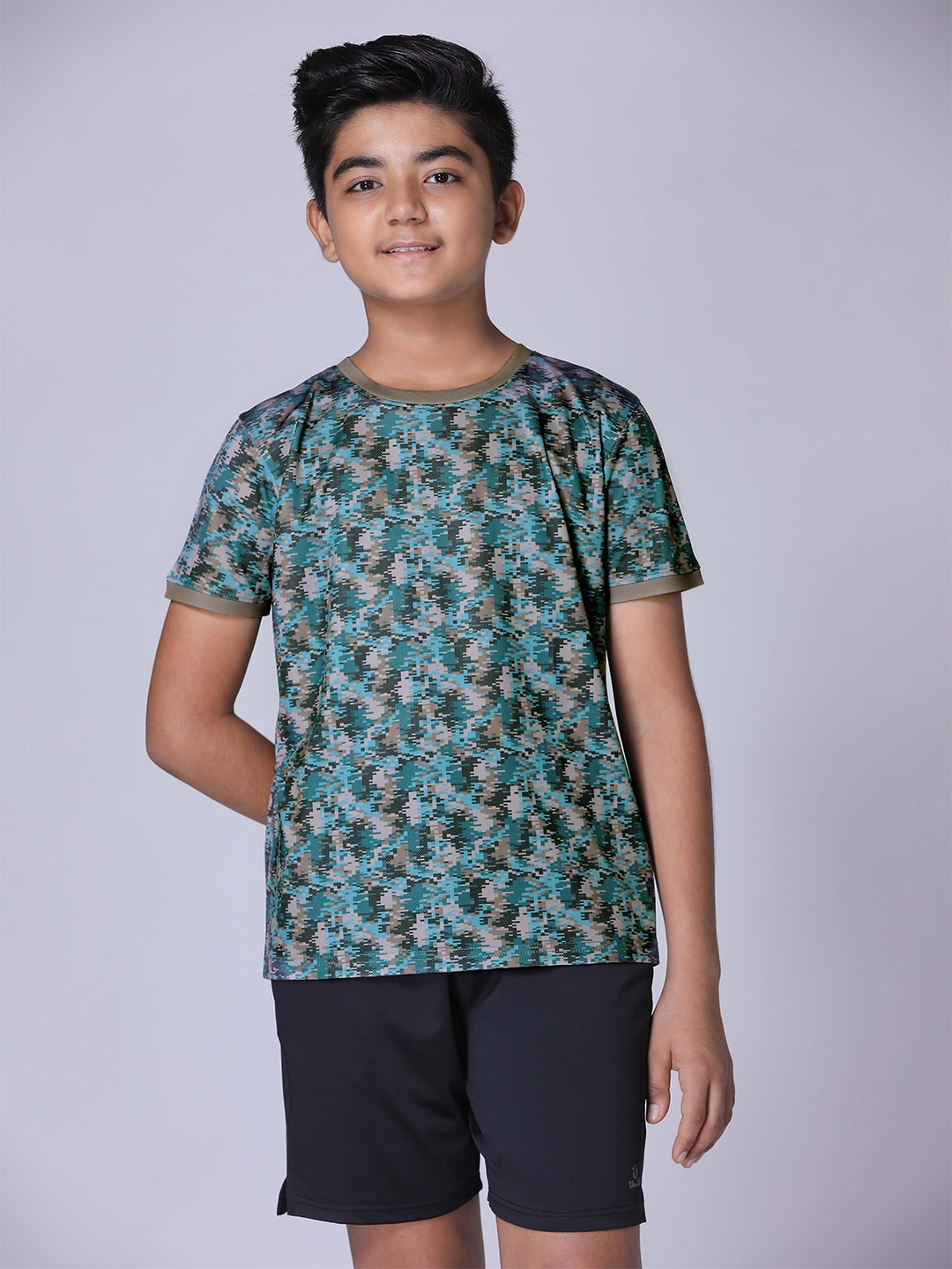 

UMILDO Boys Printed Round Neck T-shirt with Shorts, Grey