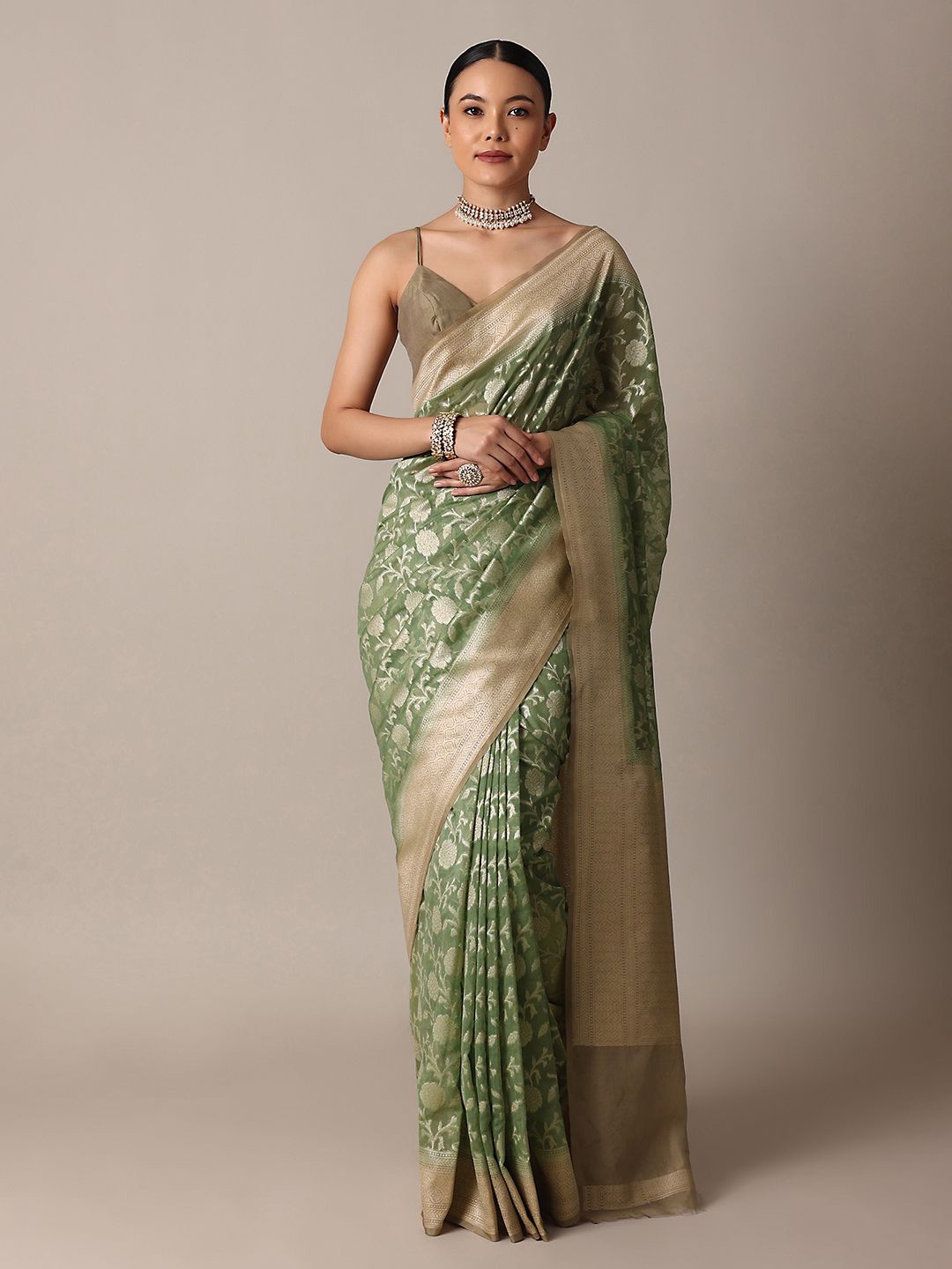 

KALKI Fashion Floral Zari Banarasi Saree, Green