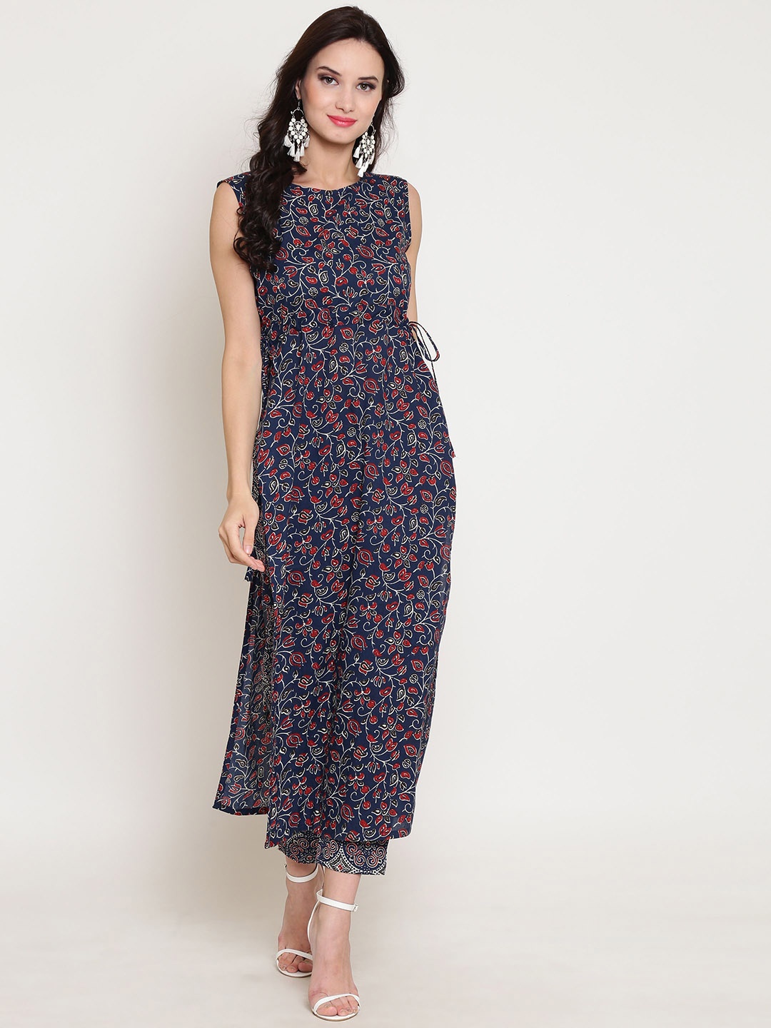 

Sera Floral Printed Cotton High Slit Straight Kurta, Navy blue