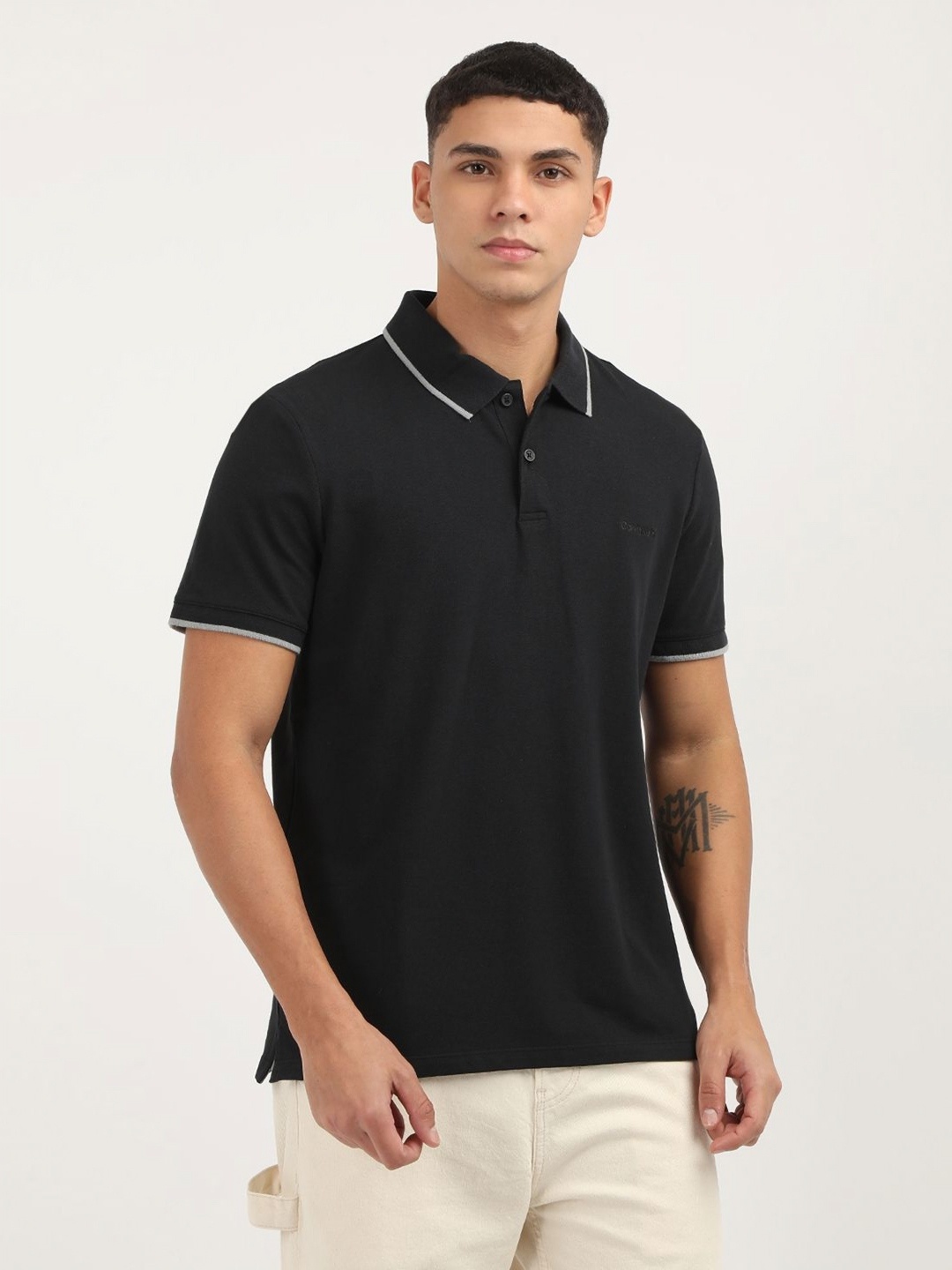 

Calvin Klein Jeans Men Polo Collar Pockets T-shirt, Black