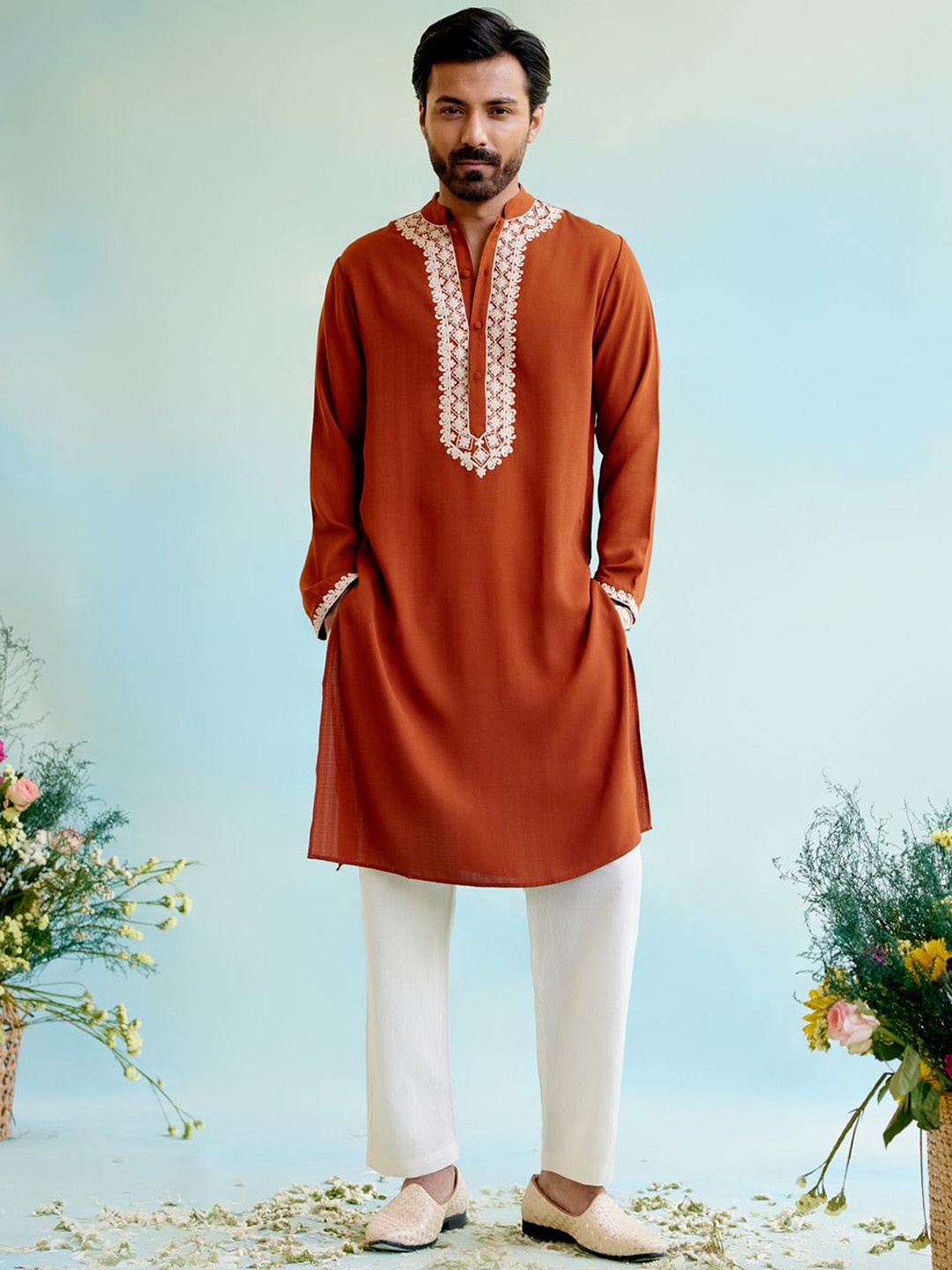 

NERO Floral Embroidered Thread Work Mandarin Collar Dori Kurta, Rust