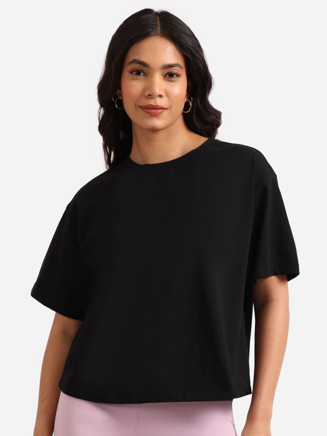 

Blissclub Women Drop-Shoulder Sleeves Moisture Wicking Pockets T-shirt, Black
