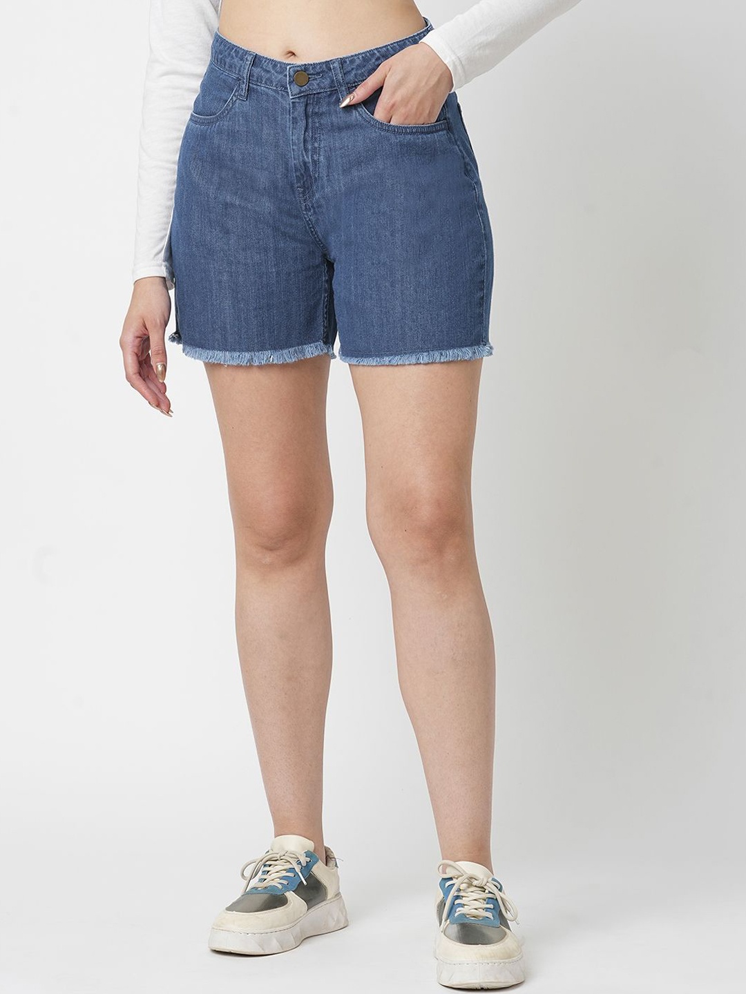 

The Roadster Lifestyle Co Pure Cotton Above Knee Shorts, Na