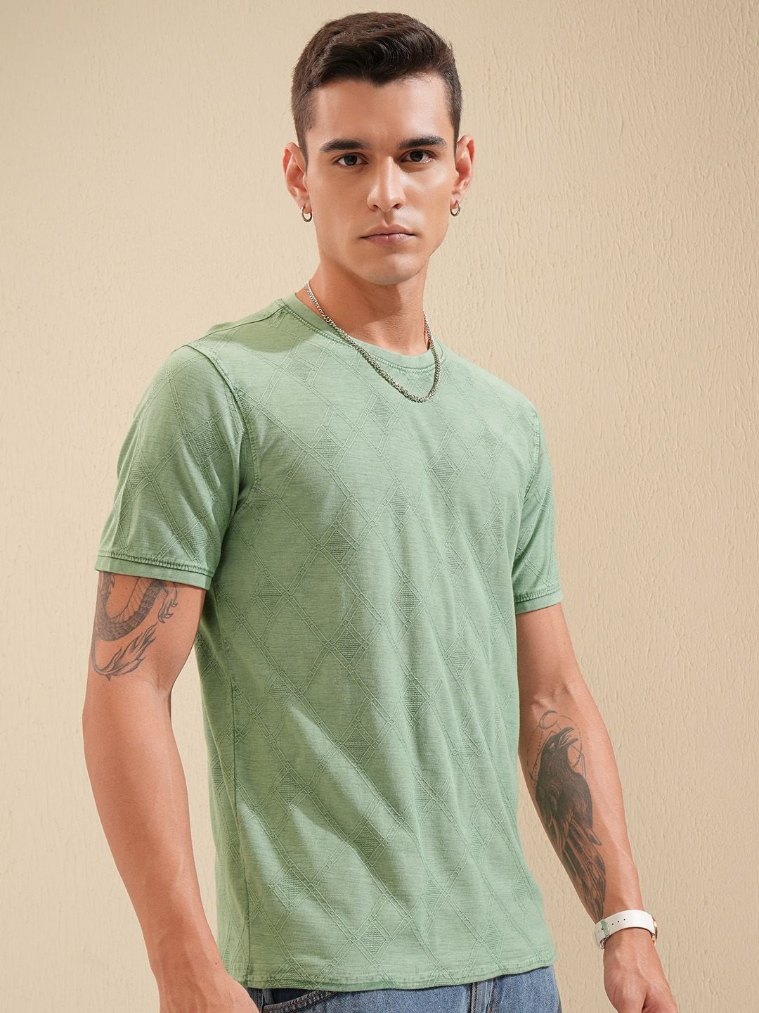 

HIGHLANDER Men Knitted Textured Round Neck Tshirt, Green