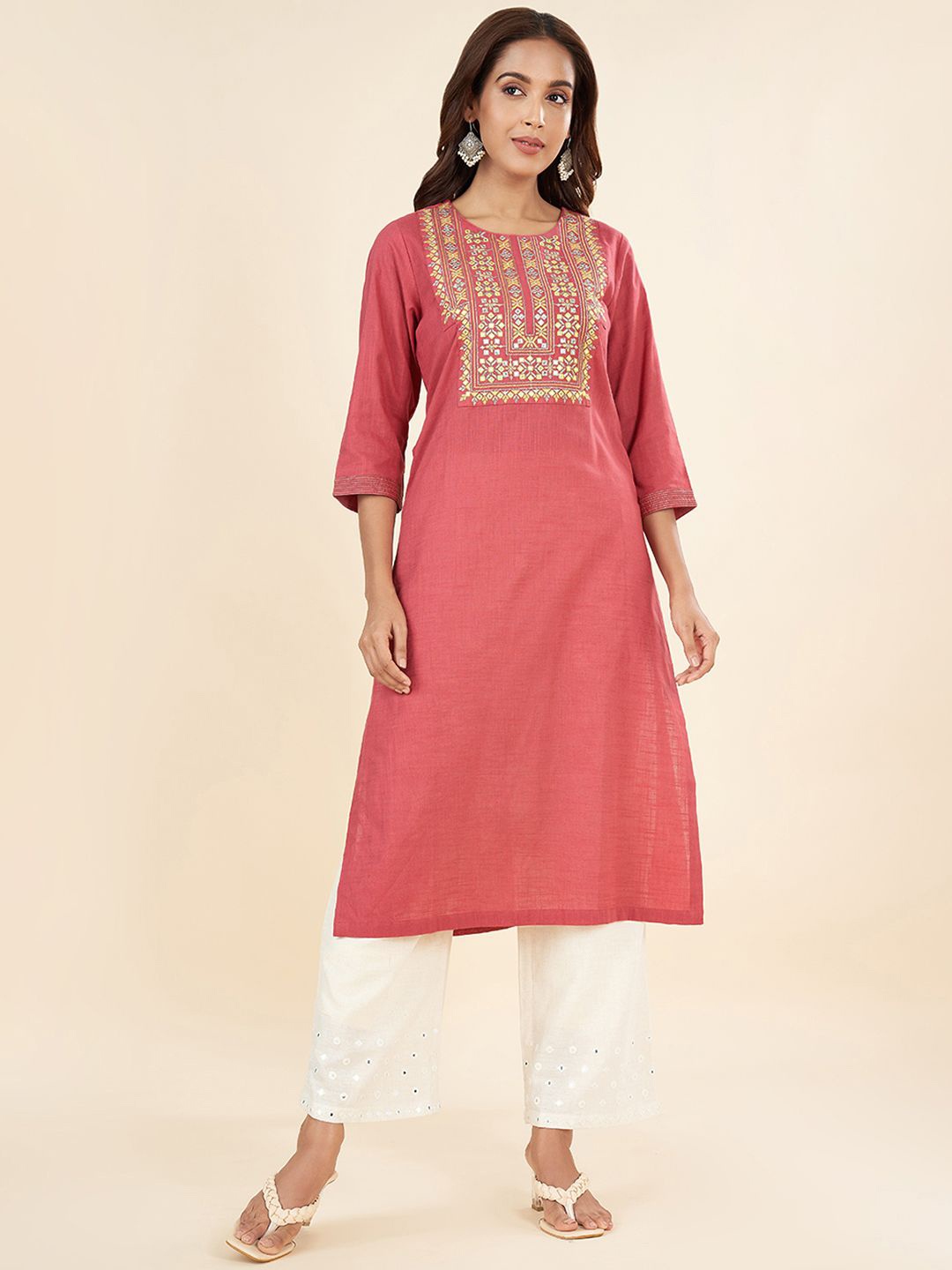 

RANGMANCH BY PANTALOONS Ethnic Motifs Embroidered Mirror Work Cotton Linen Kurta, Pink