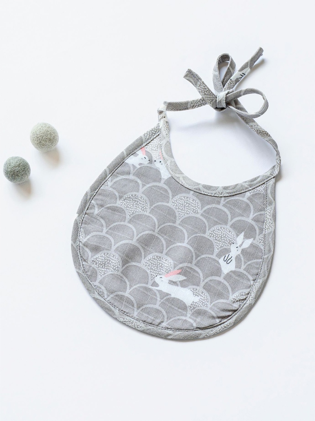 

cocoon care Infants Printed Double-Sided Bibs, Grey melange
