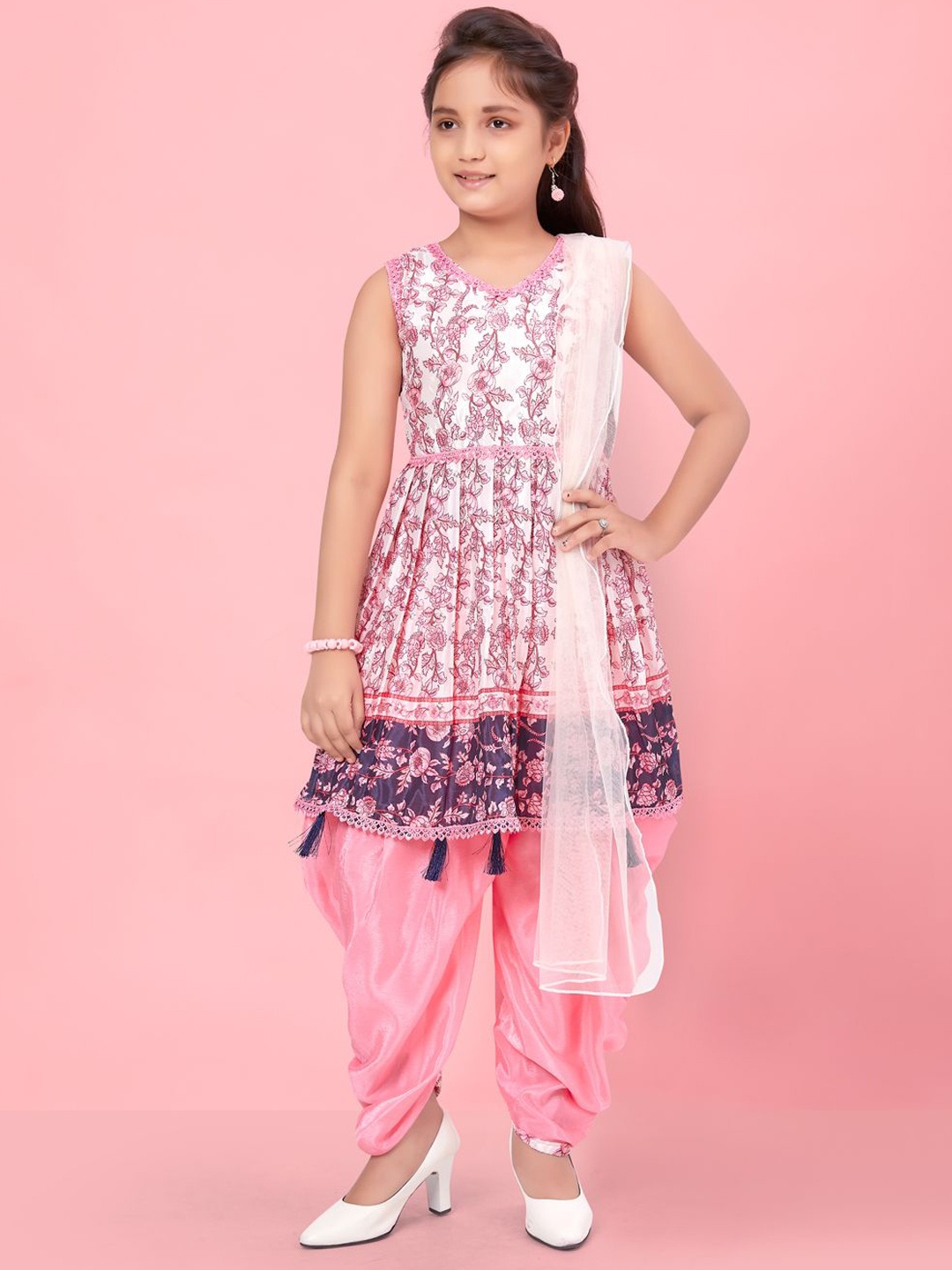 

BAESD Girls Floral Printed Regular Pure Silk A-Line Kurta with Dhoti Pants & Dupatta, Pink