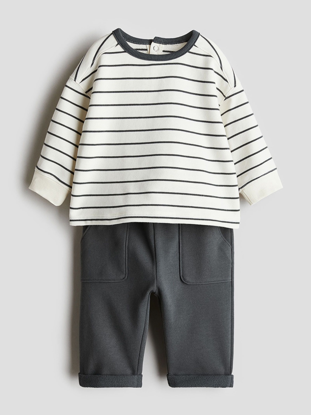 

H&M Infant Girls Striped 2-Piece Sweatshirt Set, Grey