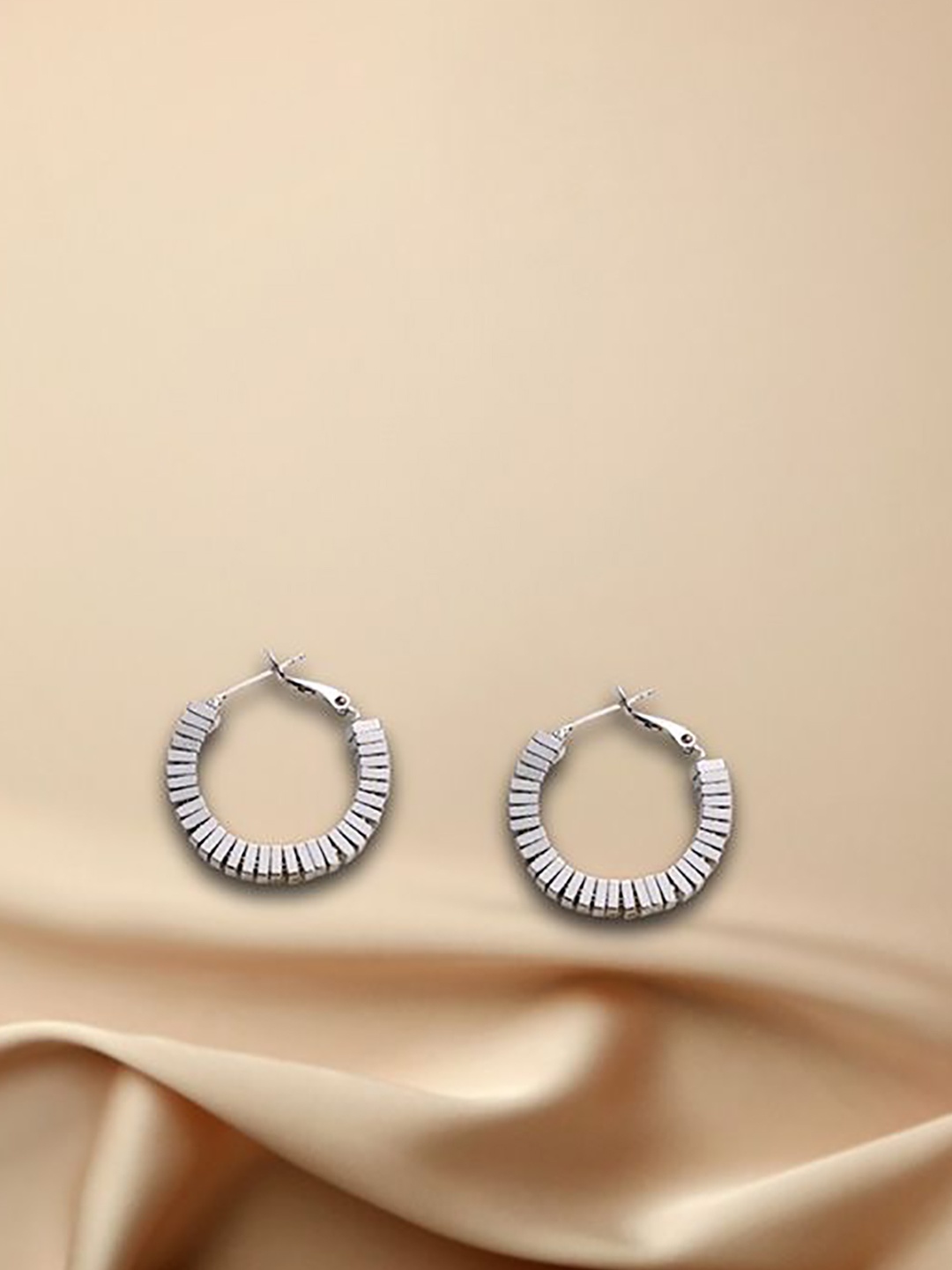 

Lulala Contemporary Hoop Earrings, Silver