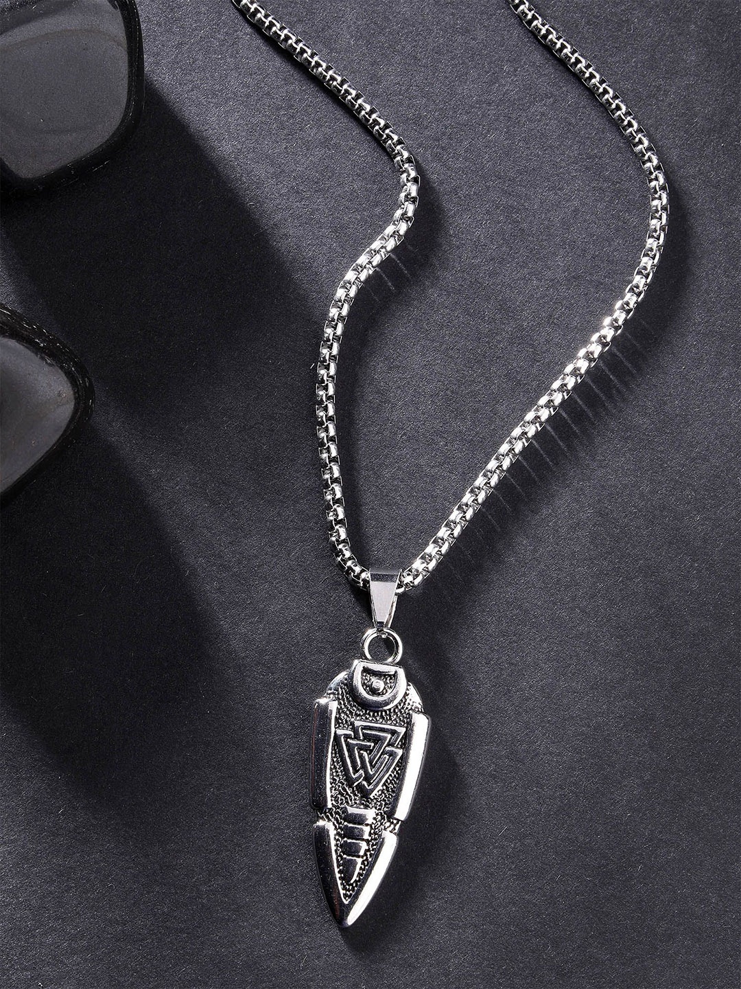 

Bohey by KARATCART Silver-Plated Quirky Pendants with Chains