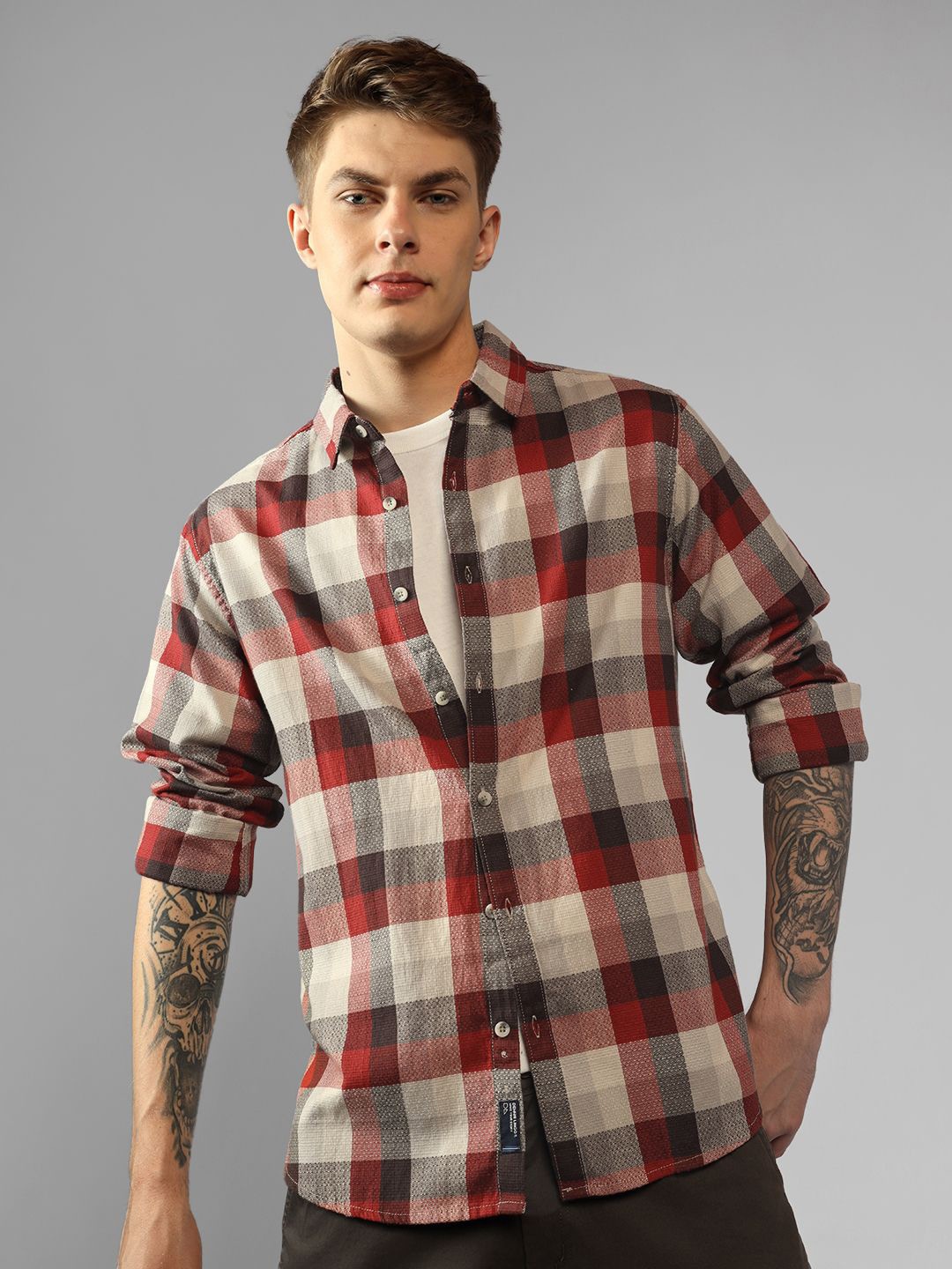 

Dennis Lingo Men Spread Collar Buffalo Checked Cotton Casual Shirt, Red