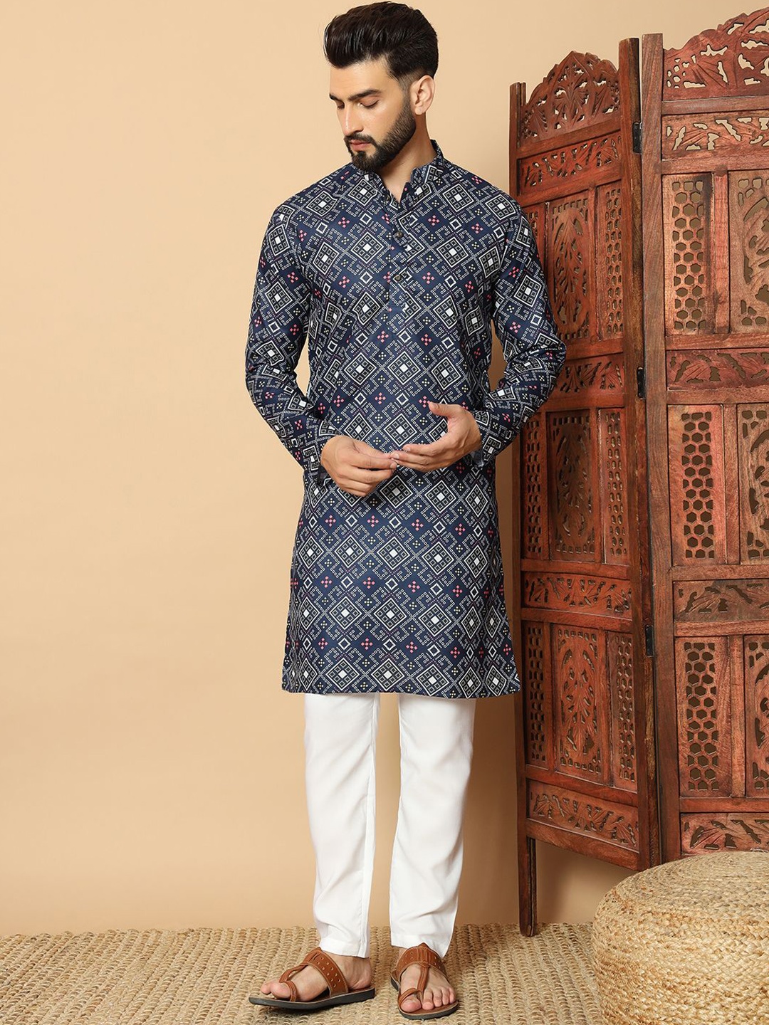

FoxDX Bandhani Printed Mandarin Collar Pure Cotton Straight Kurta, Navy blue