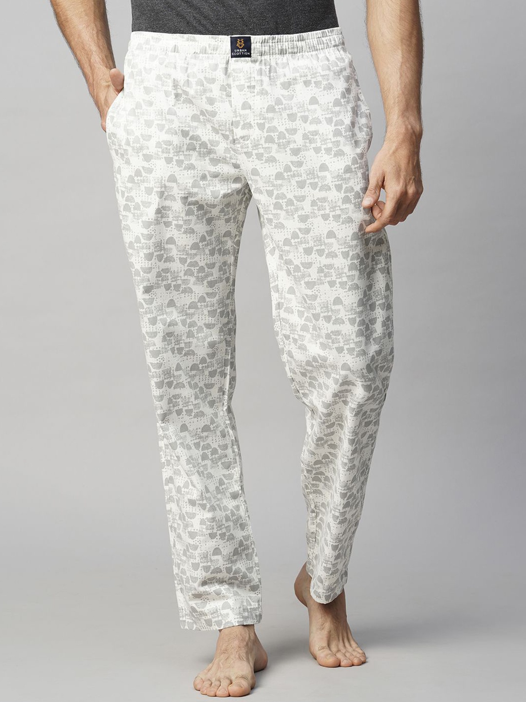 

URBAN SCOTTISH Printed Straight-Leg Lounge Pants, Grey