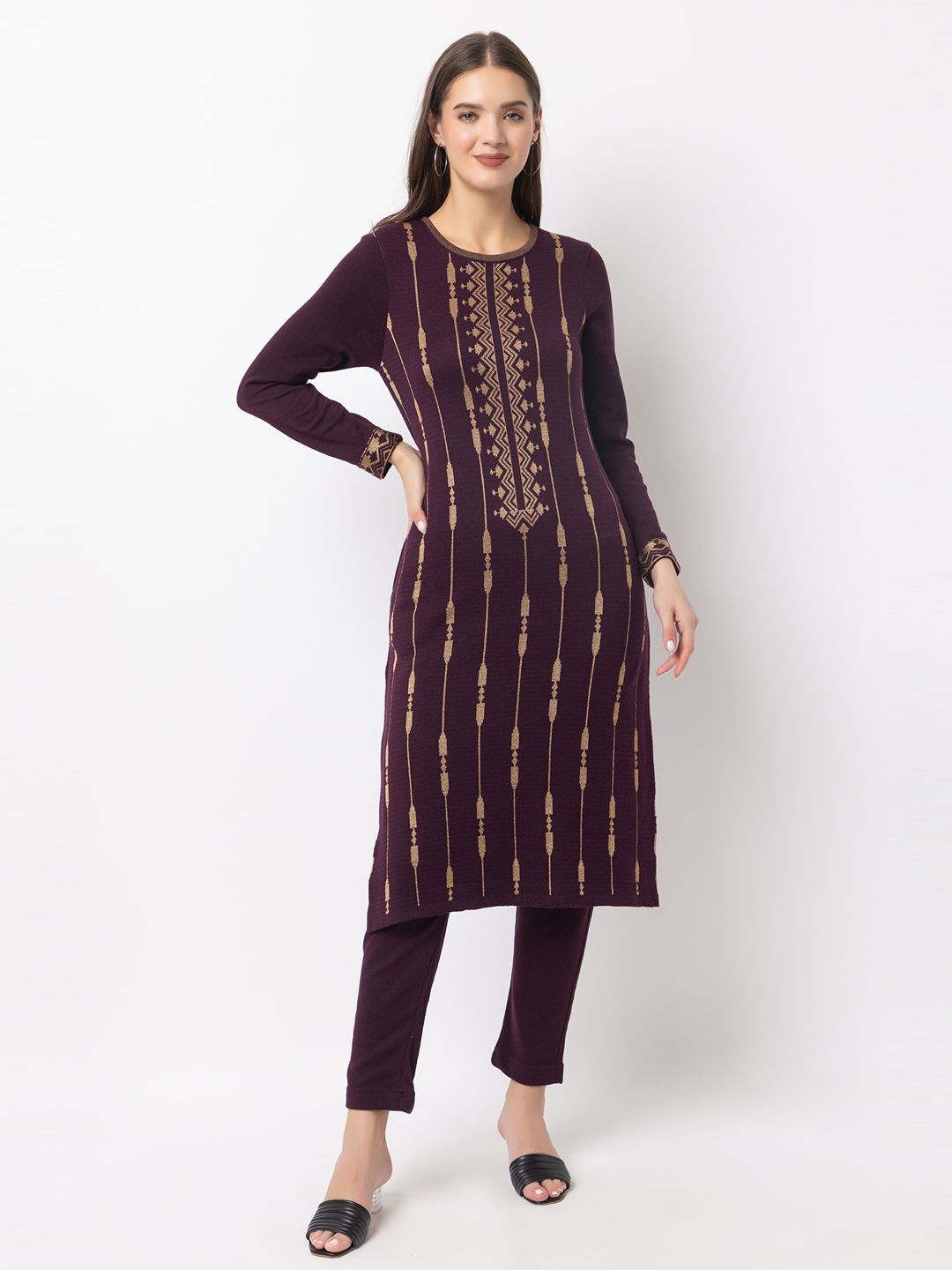 

Anouk Geometric Printed Winter Wear Kurta, Mauve