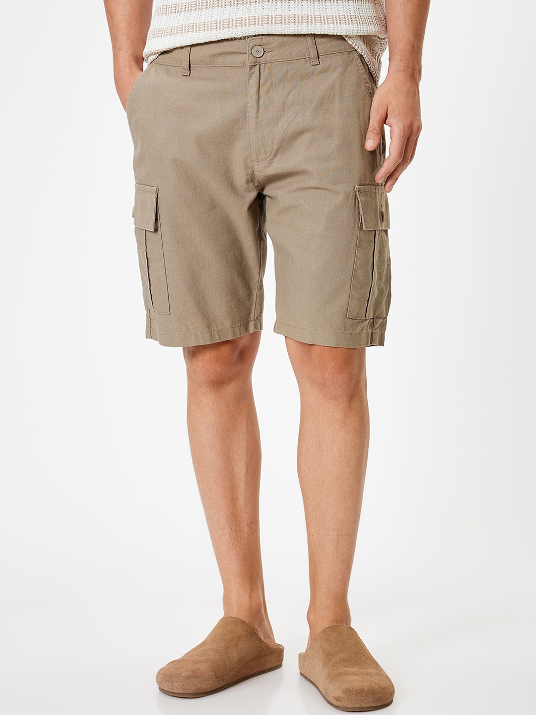 

Koton Men Linen Cargo Shorts, Brown