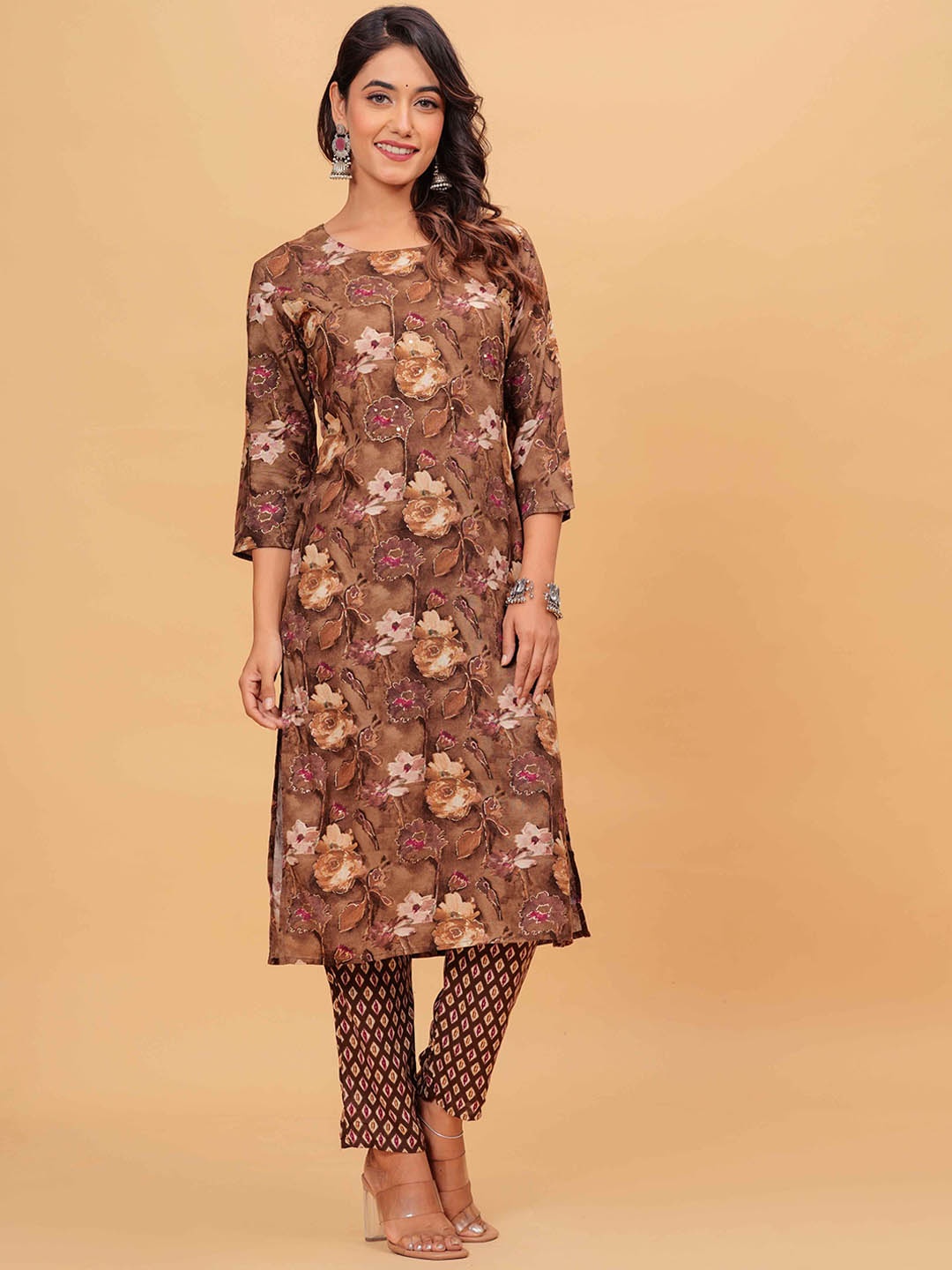 

JAFFRY EMBROIDERY Floral Printed Straight Kurta with Trousers, Brown