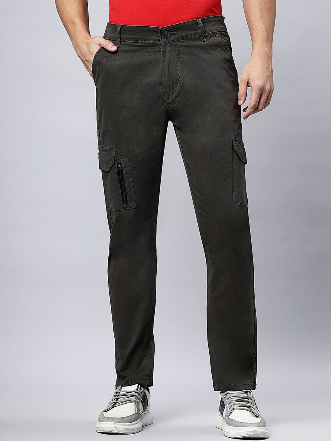 

Hence Men Relaxed Tapered Fit Cargos Trousers, Charcoal