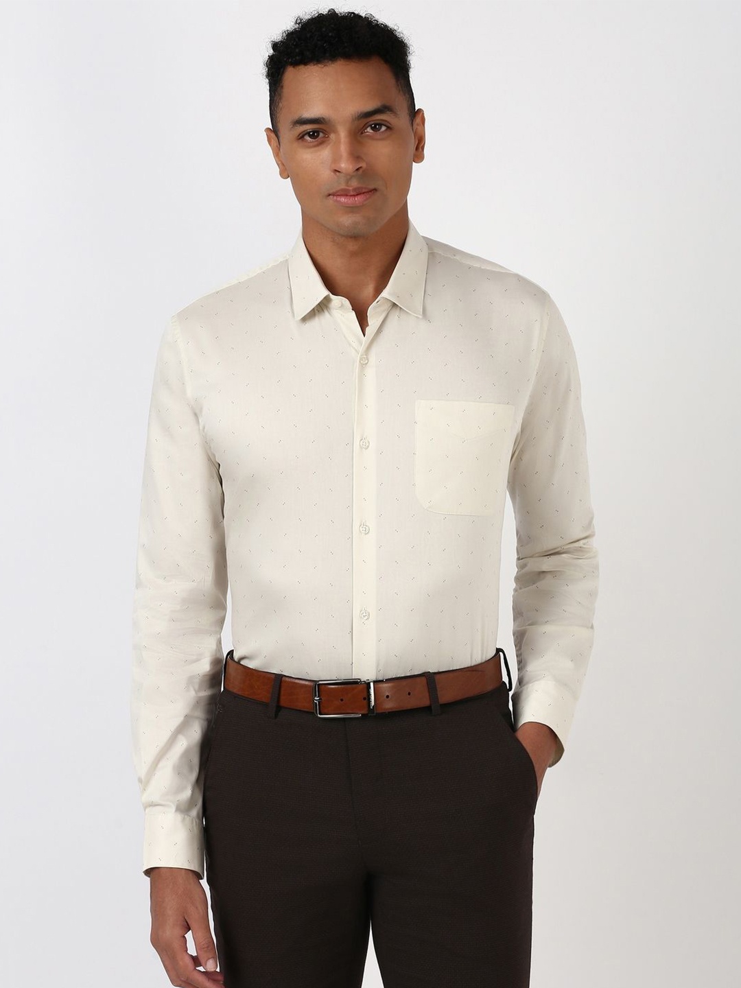 

Peter England Men Spread Collar Micro Ditsy Printed Cotton Slim Fit Formal Shirt, Cream