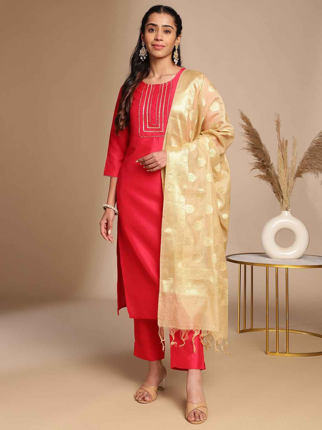 

Janasya Yoke Design Gotta Patti Straight Kurta With Trousers & Dupatta, Pink